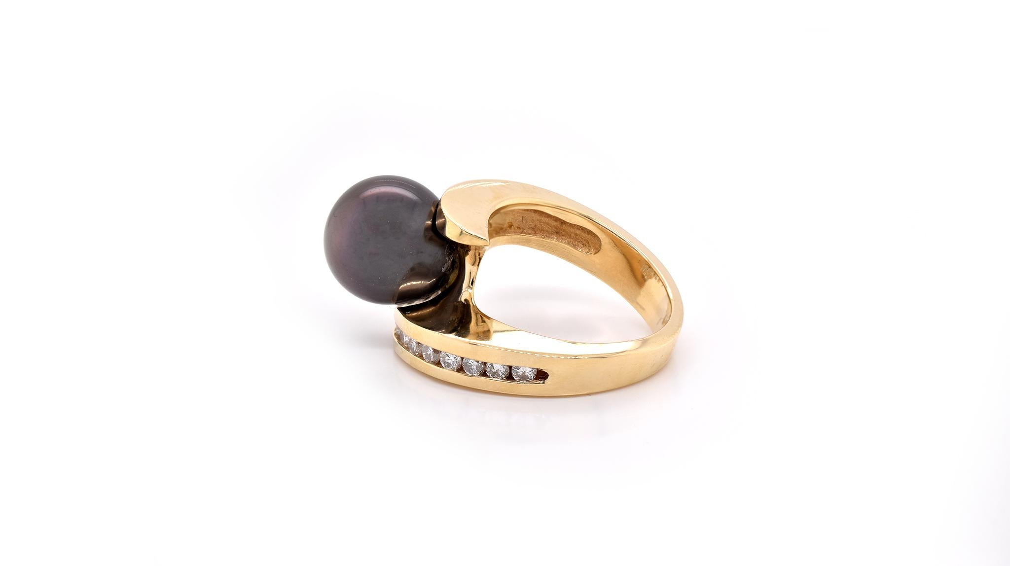 Round Cut 14 Karat Yellow Gold Tahitian Pearl and Diamond Bypass Ring For Sale