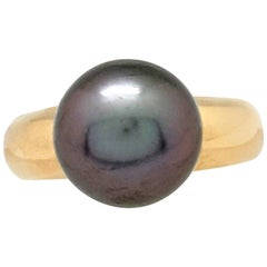 14 Karat Yellow Gold Tahitian Pearl Ring