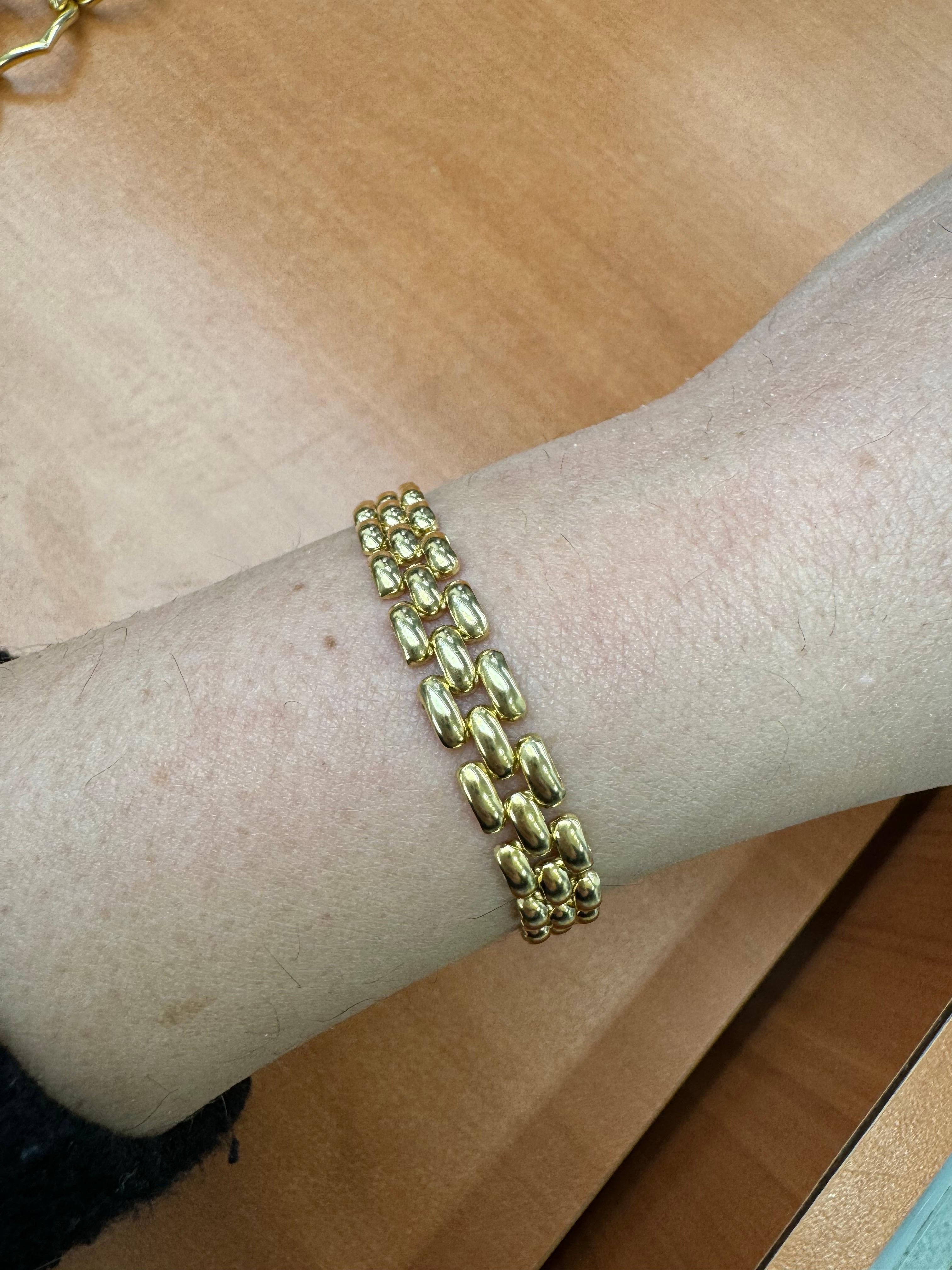 14 Karat Gelbgold Tank-Motiv-Armband 13,4 Gramm 7,5 Zoll im Zustand „Hervorragend“ in New York, NY