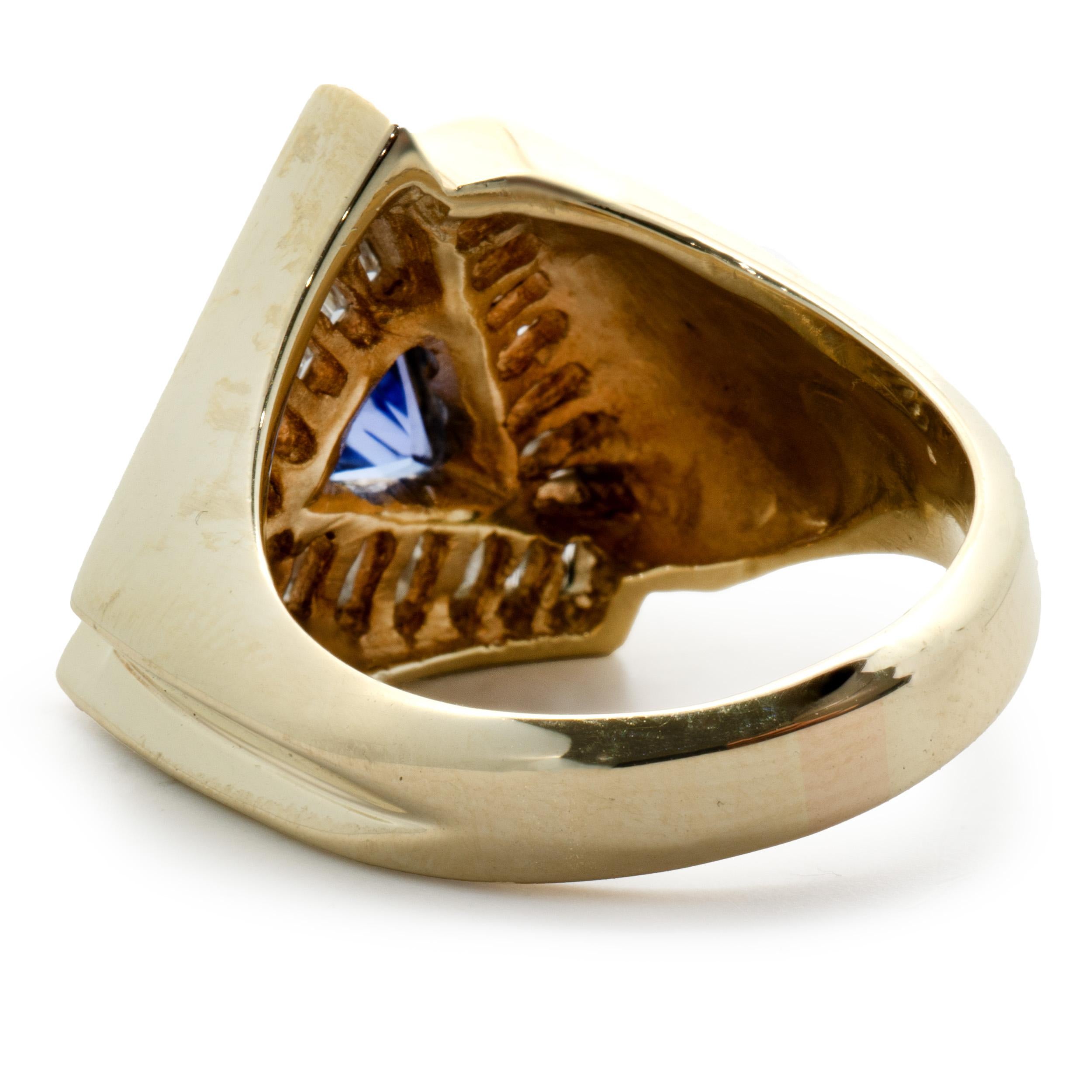 14 Karat Yellow Gold Tanzanite and Diamond Triangle Ring In Excellent Condition In Scottsdale, AZ