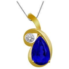 14 Karat Yellow Gold Tanzanite Pendant Necklace