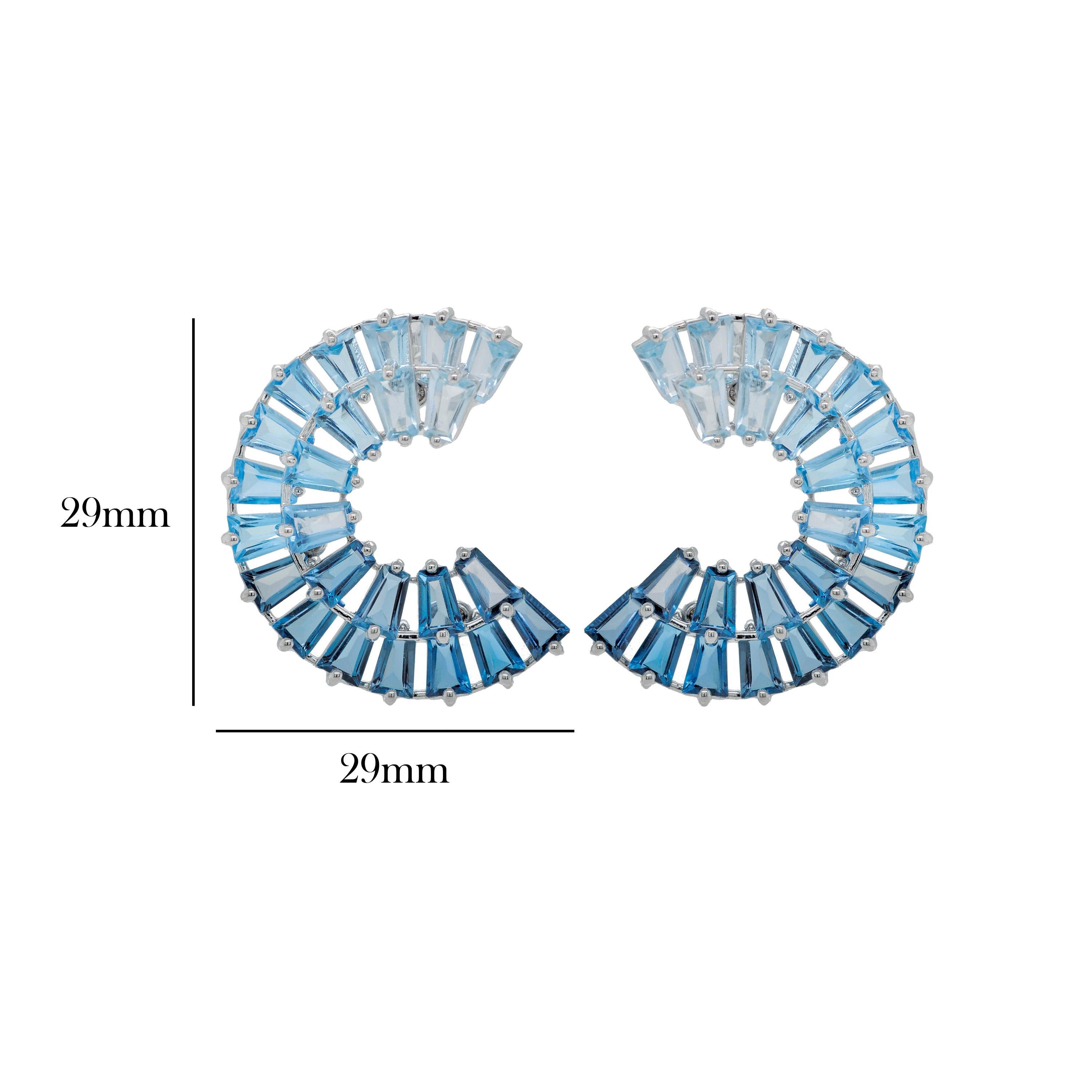 14K Handcrafted White Gold Tapered Baguette Blue Topaz Pendant Stud Earrings Set For Sale 1