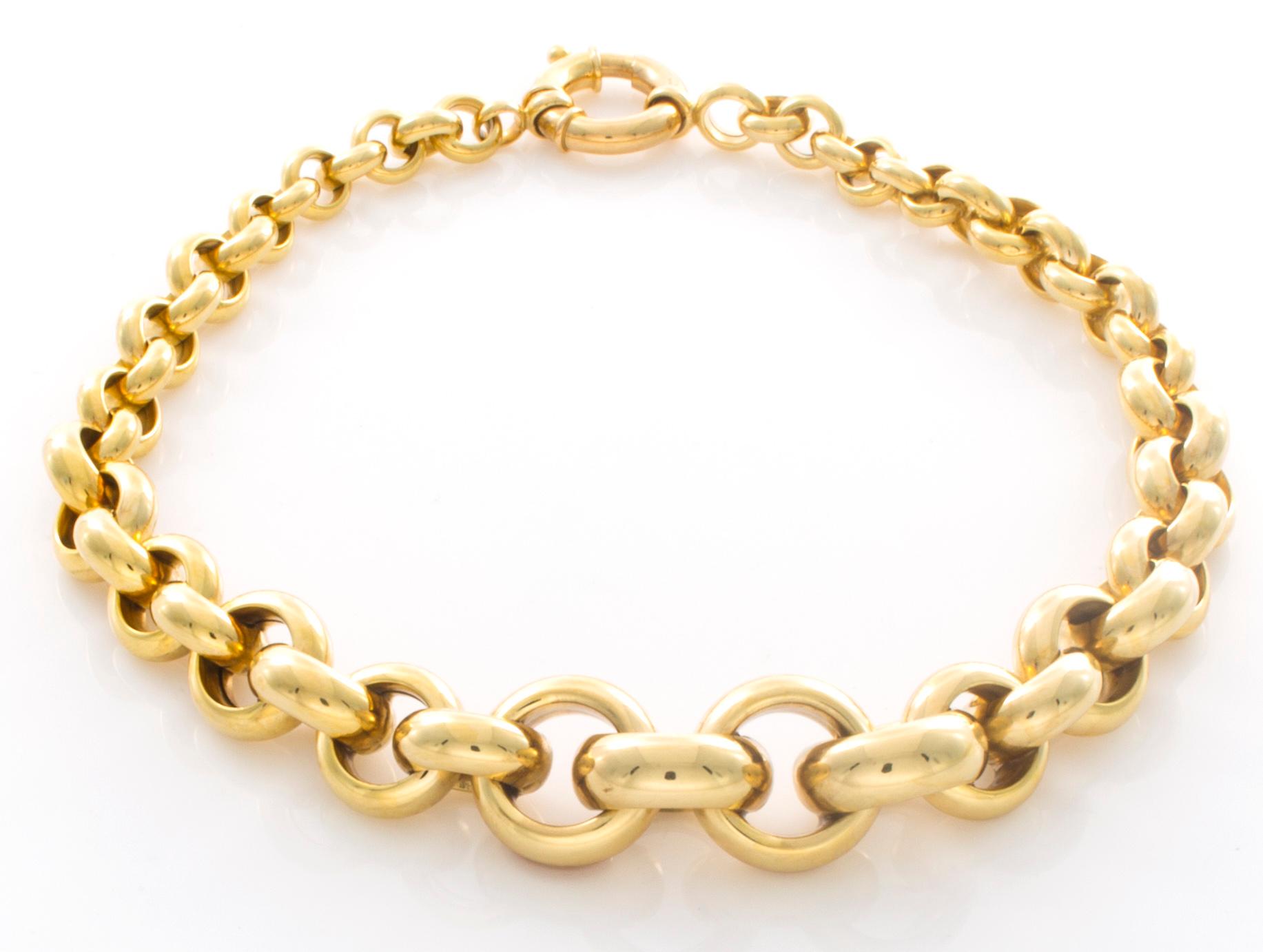 14 Karat Yellow Gold Tapered Circle Link Necklace For Sale 1