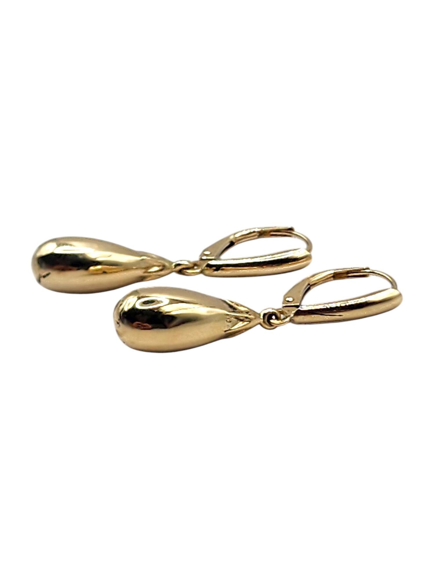 14 Karat Yellow Gold Teardrop Dangle Earrings #20446 In Good Condition In Washington Depot, CT