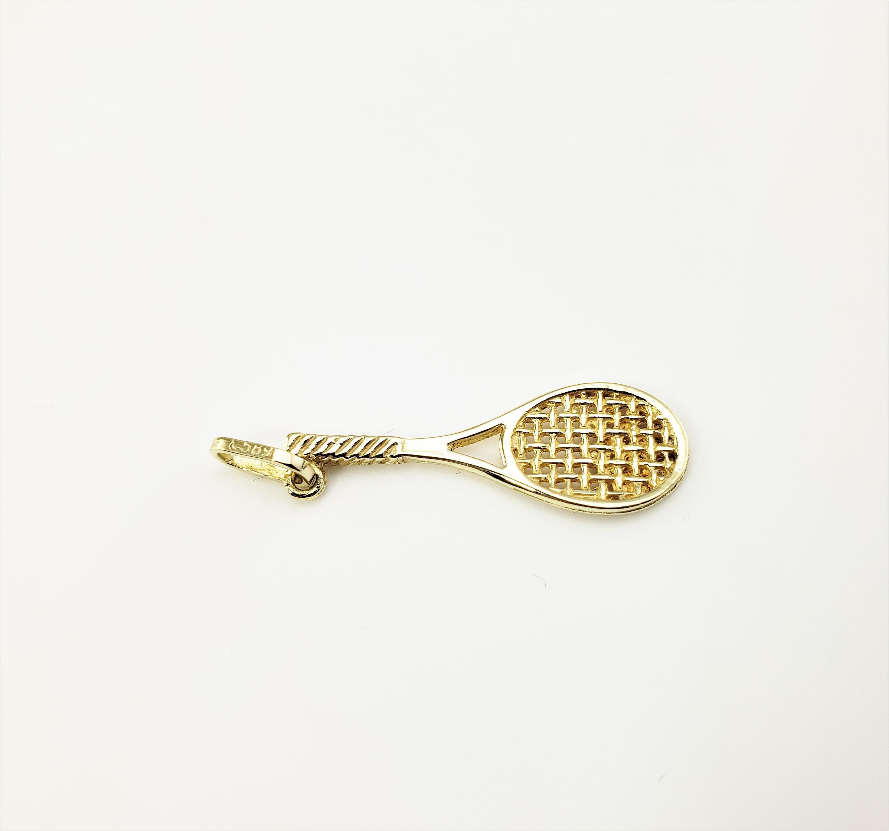 14 Karat Yellow Gold Tennis Racket Charm In Good Condition In Washington Depot, CT