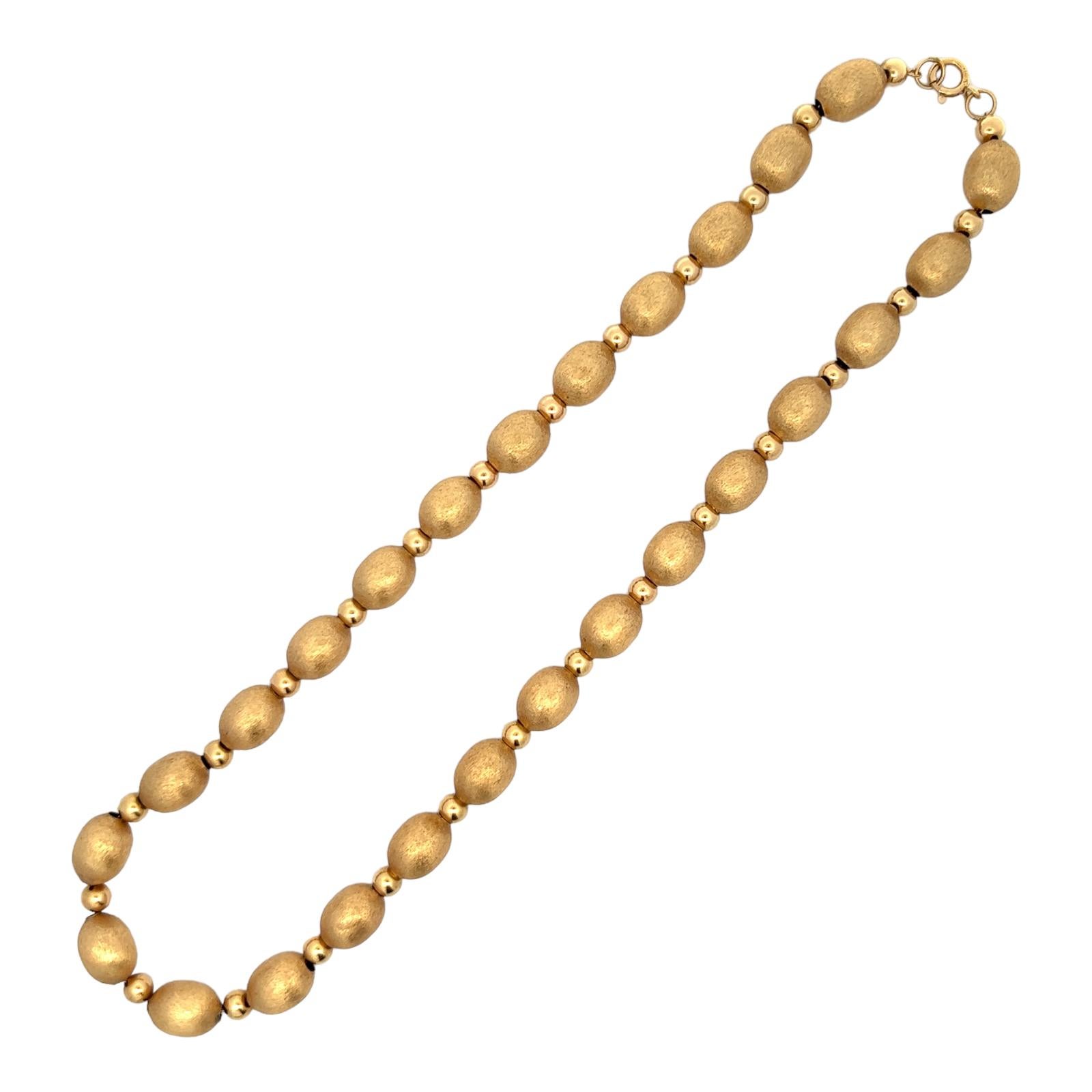 14 Karat Gelbgold Texturierte Perlenkette 16 Zoll (Moderne)
