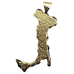 Pendentif en or jaune 14 carats Pays d'Italie texturé #23503