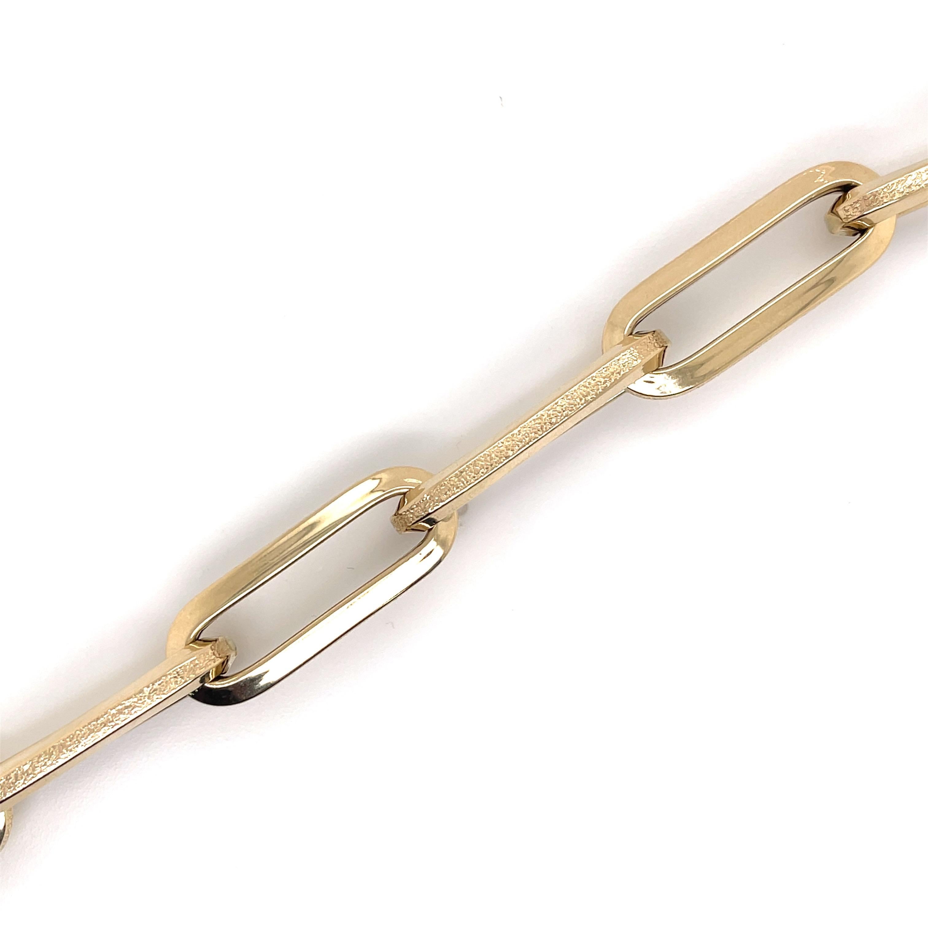 Women's or Men's 14 Karat Yellow Gold Textured Oversize Link Bracelet Made In Italy 11.23 Grams For Sale