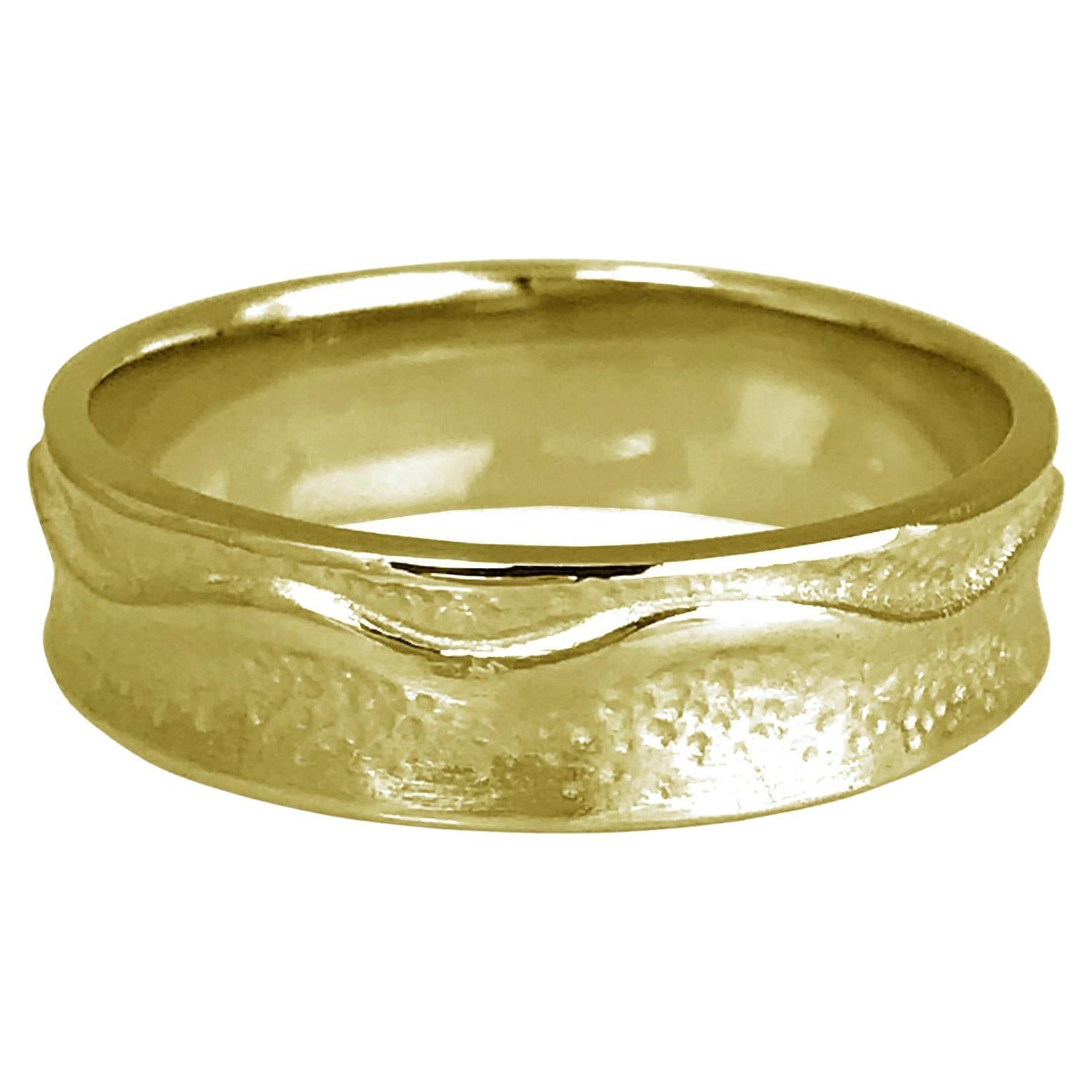 For Sale:  14 Karat Yellow Gold Textured Shoreline Men's Ring - Large