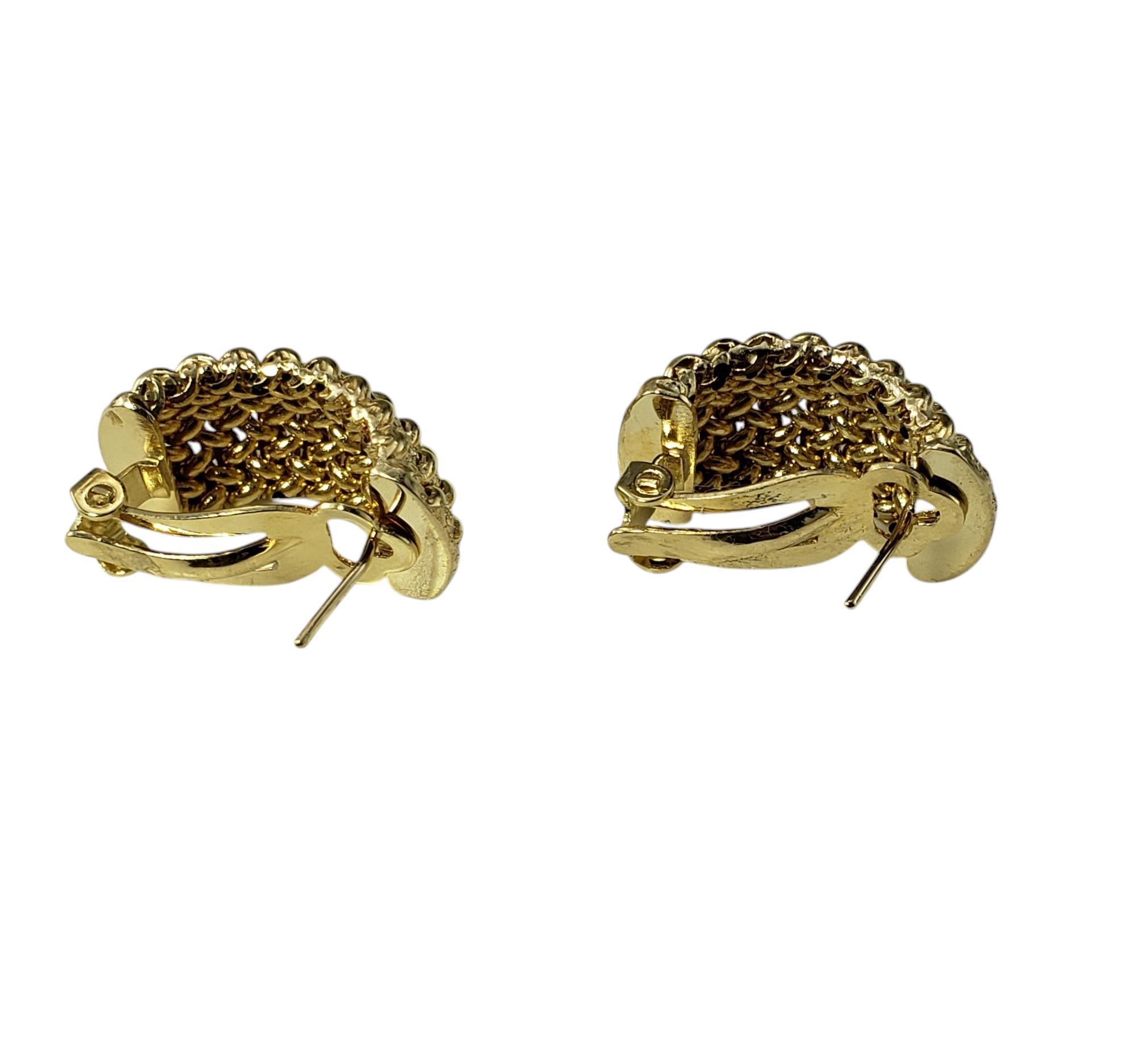 14 Karat Yellow Gold Textured Weave Half Hoop Earrings #20260 In Good Condition For Sale In Washington Depot, CT