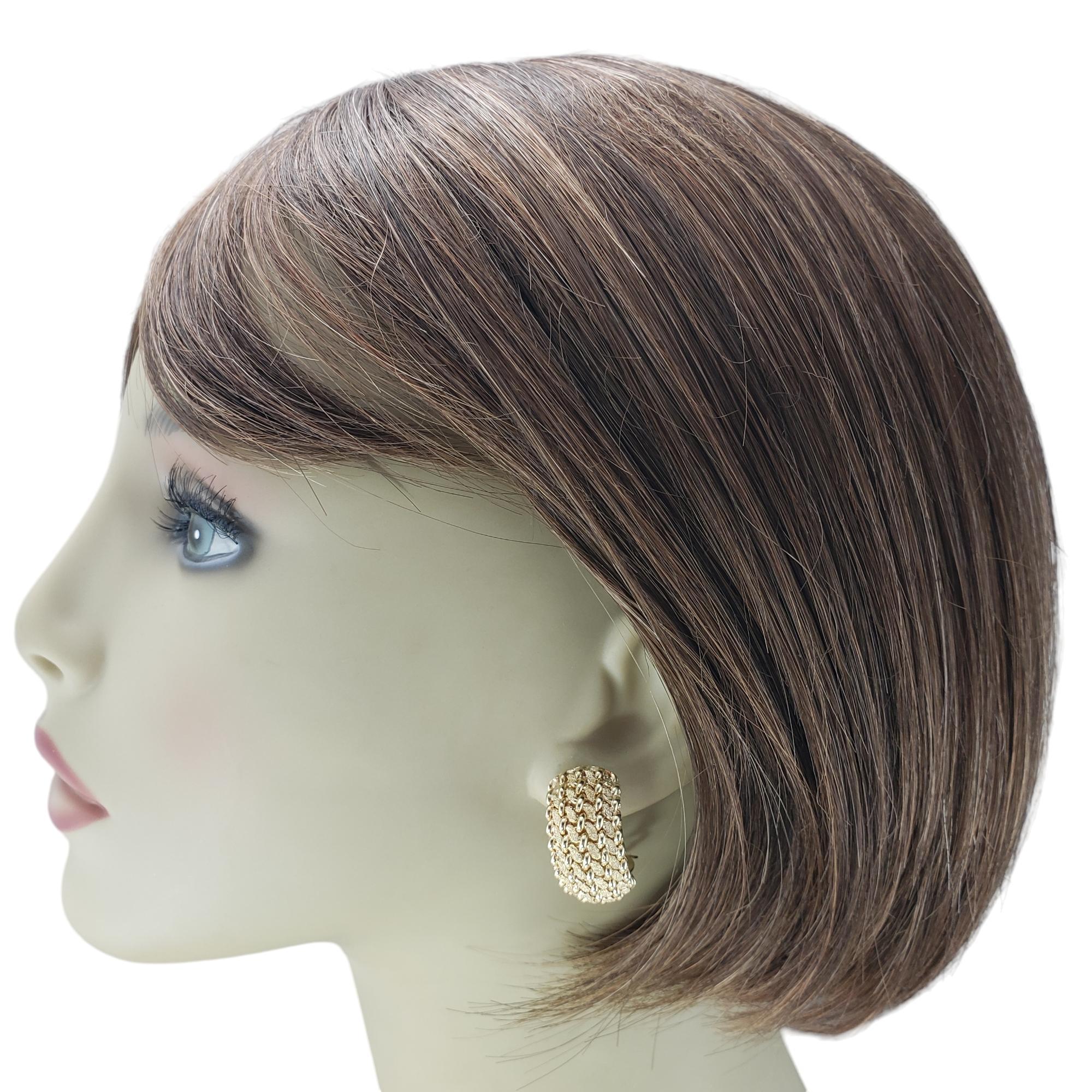 14 Karat Yellow Gold Textured Weave Half Hoop Earrings #20260 For Sale 1
