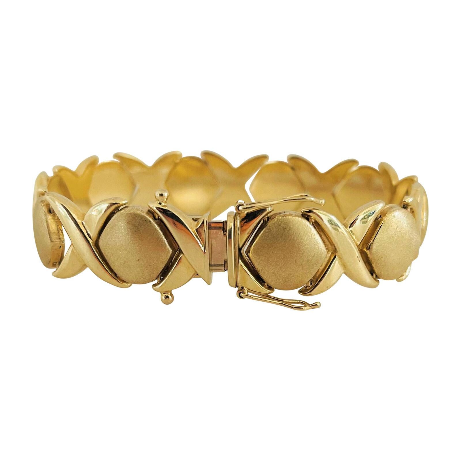 14k gold hugs and kisses bracelet