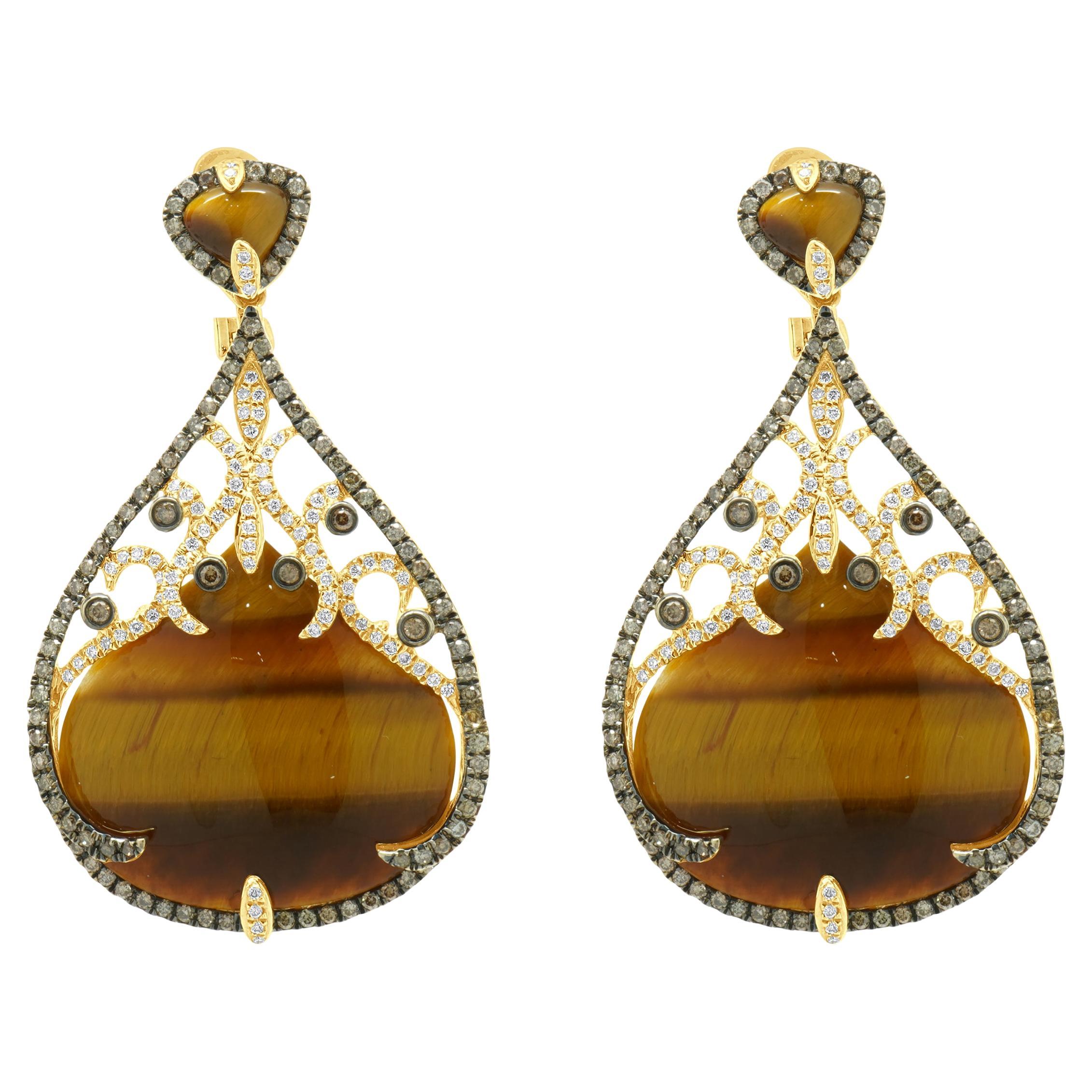 Boucles d'oreilles en or jaune 14 carats avec œil de tigre et diamants en vente