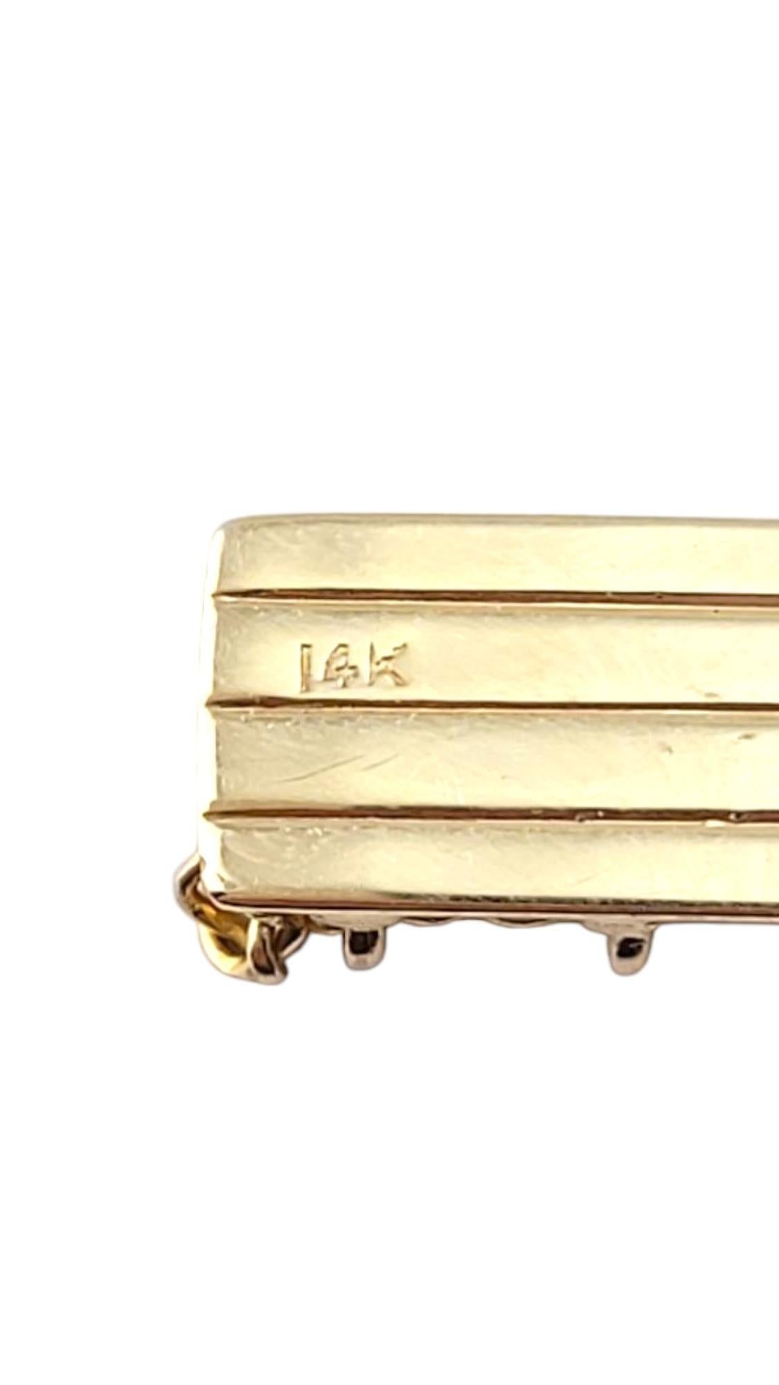 Charm a slitta in oro giallo 14 carati #21264 In condizioni buone in vendita a Washington Depot, CT