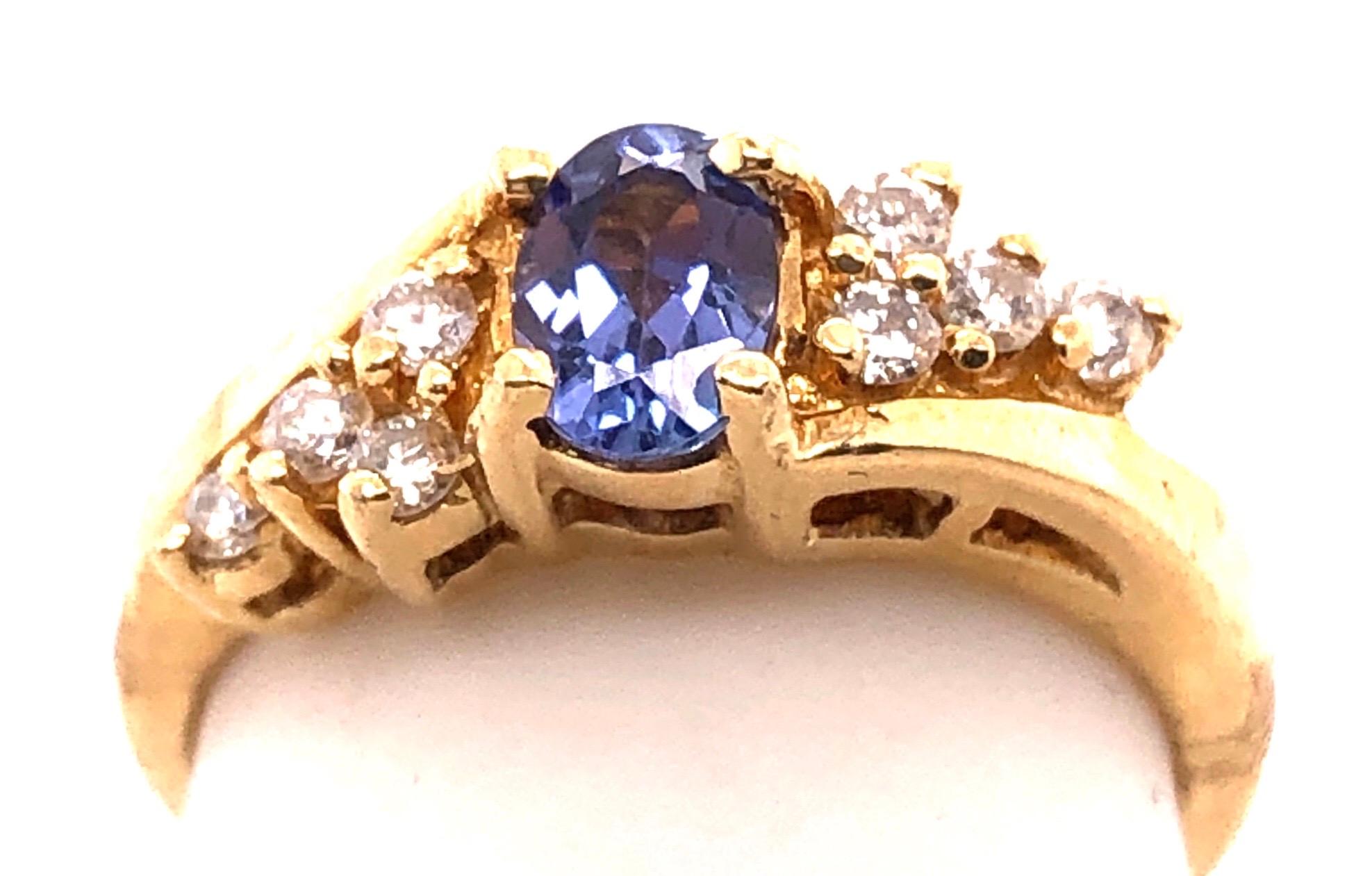14 Karat Yellow Gold Topaz and Diamond Contemporary Ring 0.20 TDW For Sale 5