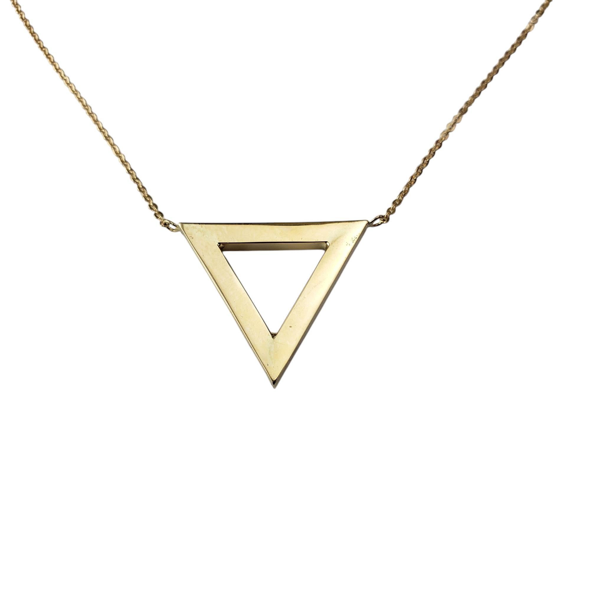 Collier pendentif triangulaire en or jaune 14 carats n° 20634 Pour femmes en vente