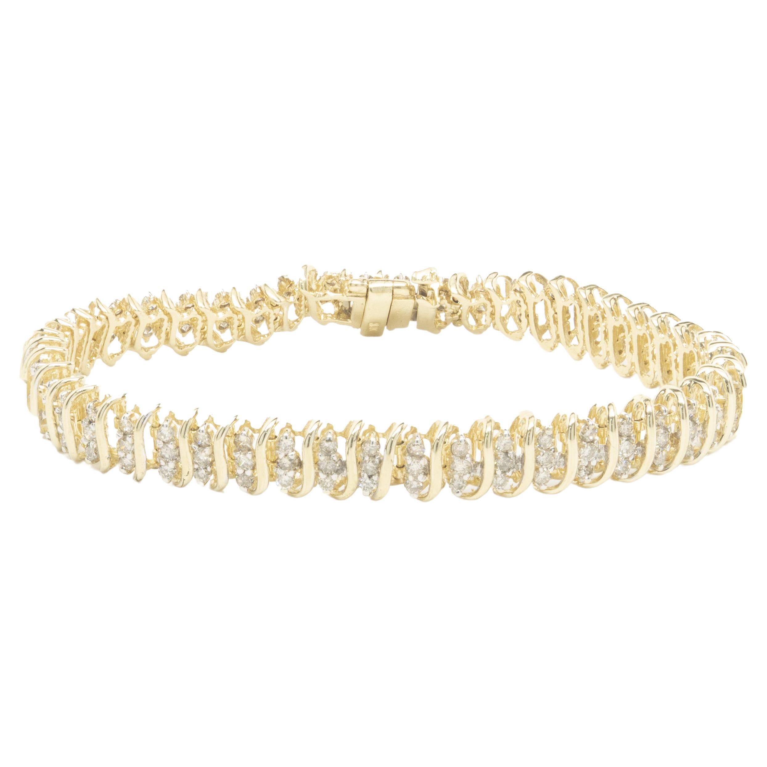 14 Karat Gelbgold Dreireihiges S-Gliederarmband mit Diamanten