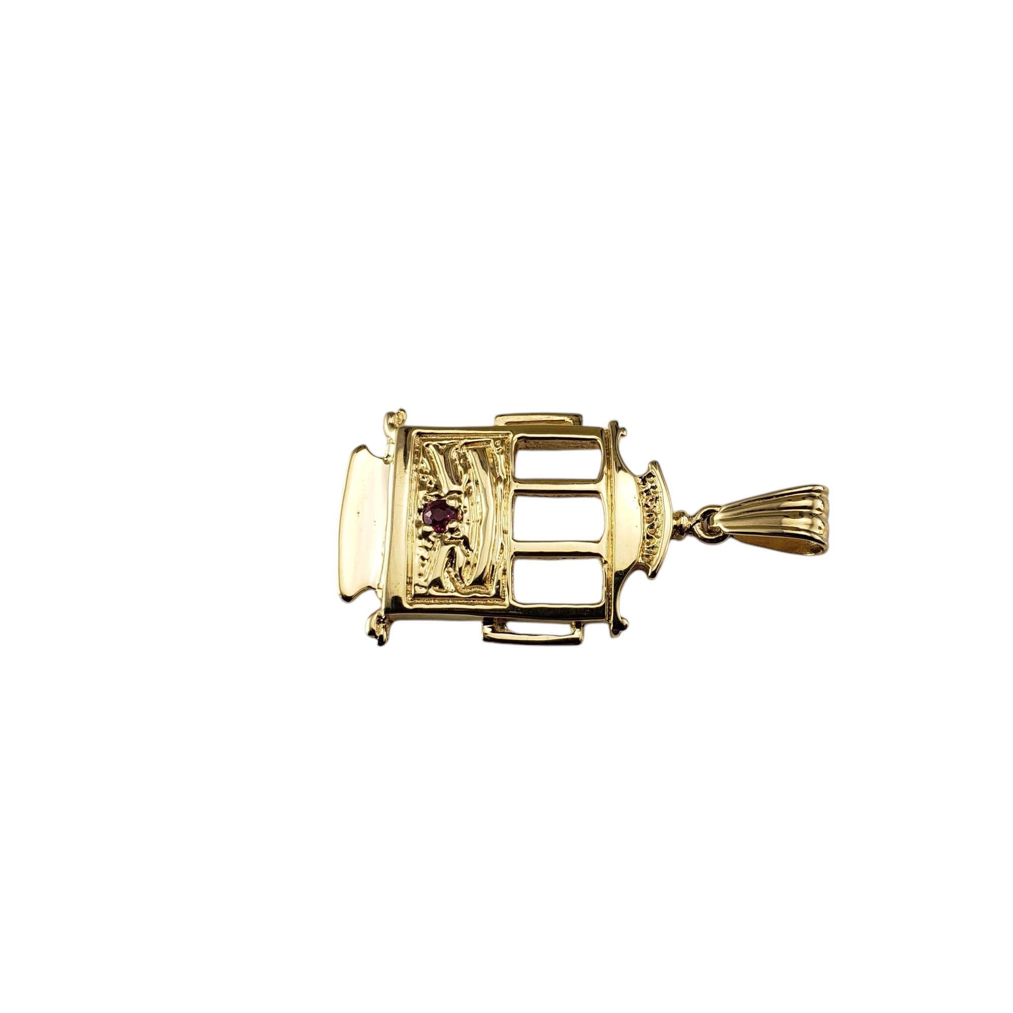 14 Karat Yellow Gold Trolley Cable Car Charm Pendant #19548 In Good Condition For Sale In Washington Depot, CT
