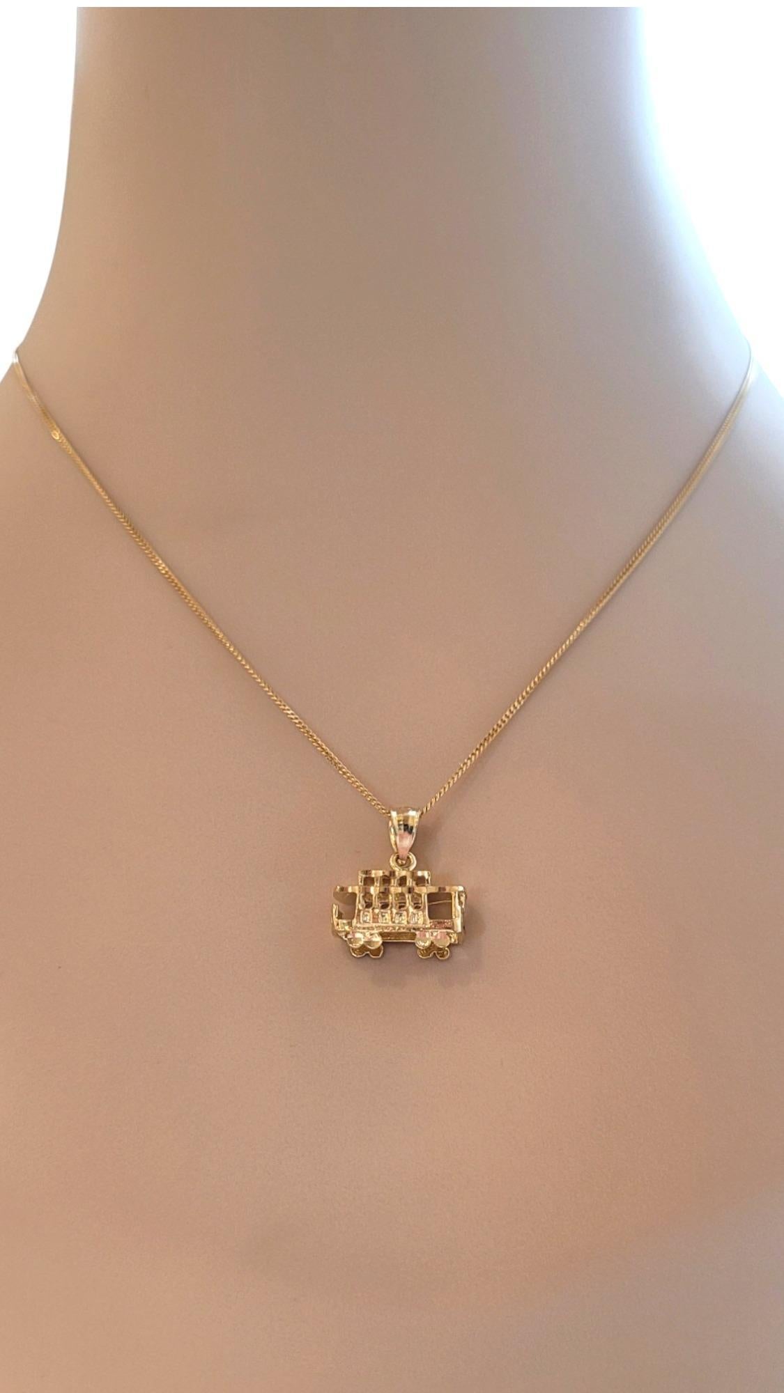 Breloque Trolly en or jaune 14 carats #20019 en vente 3