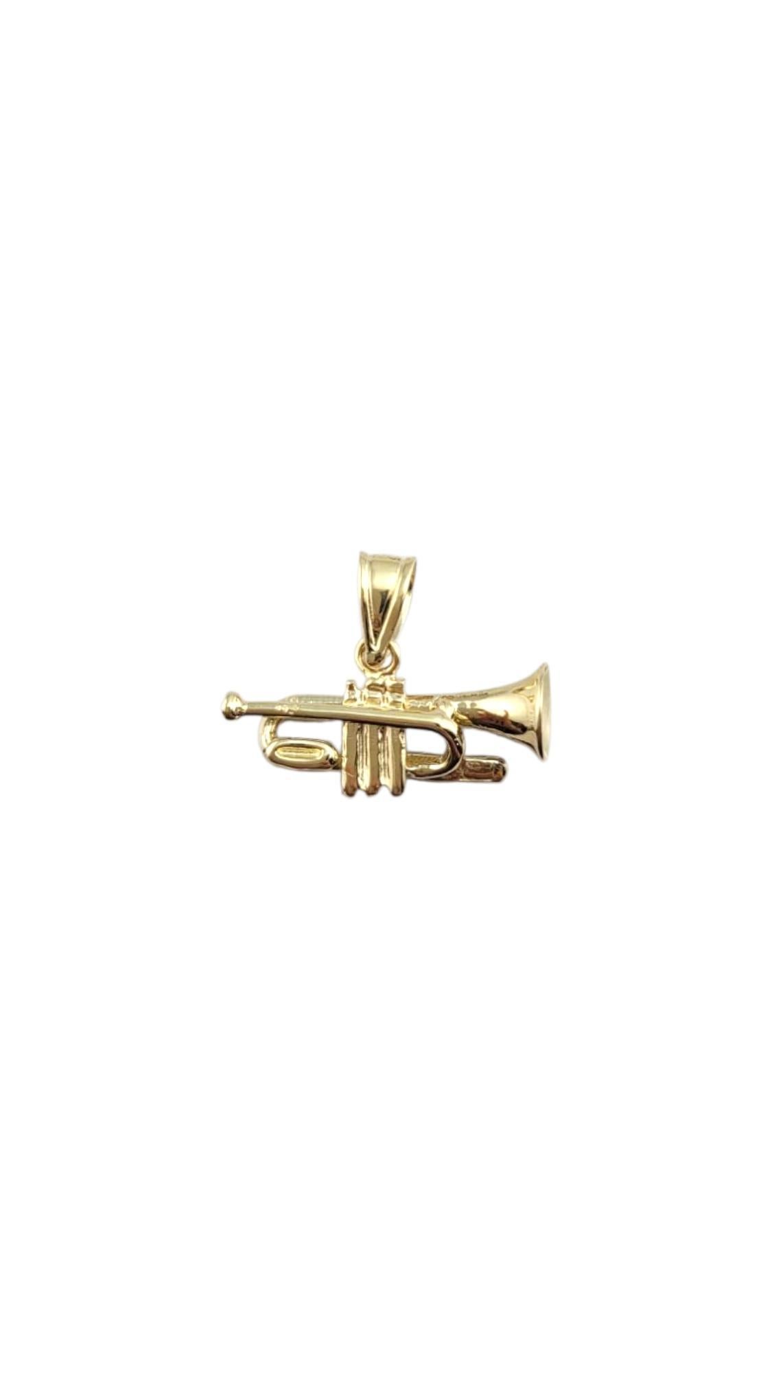 14 Karat Yellow Gold Trumpet Charm

Lively, sleek, and golden — this 14 karat yellow gold trumpet charm showcases a classic design, perfect for music lovers and performers.

Size: 9.6 mm X 19.6 mm X 5.9 mm

Length with bale: 15.4 mm

Weight: 1.7 g /