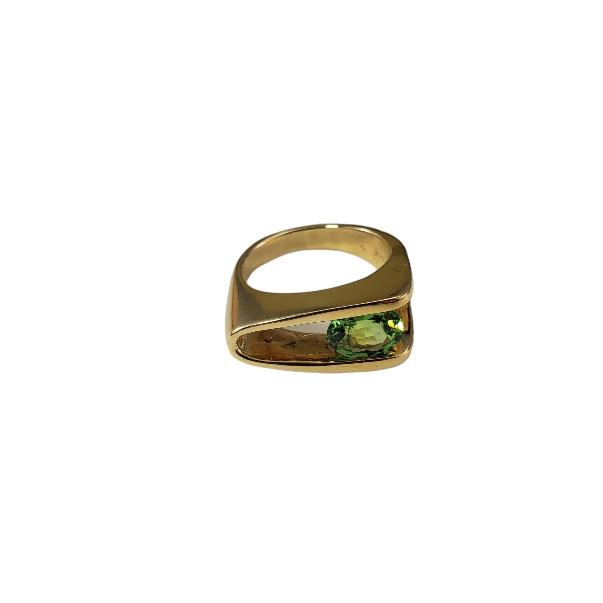 14K Yellow Gold Tsavorite Garnet Ring Size 8

This elegant ring features one oval tsavorite garnet gemstone (8 mm x 6 mm) set in classic 14K yellow gold.  

Width: 10 mm.  Shank: 3 mm.

Ring Size: 8

Stamped: 14K

Weight: 6.1 dwt./ 9.4 gr.

Very