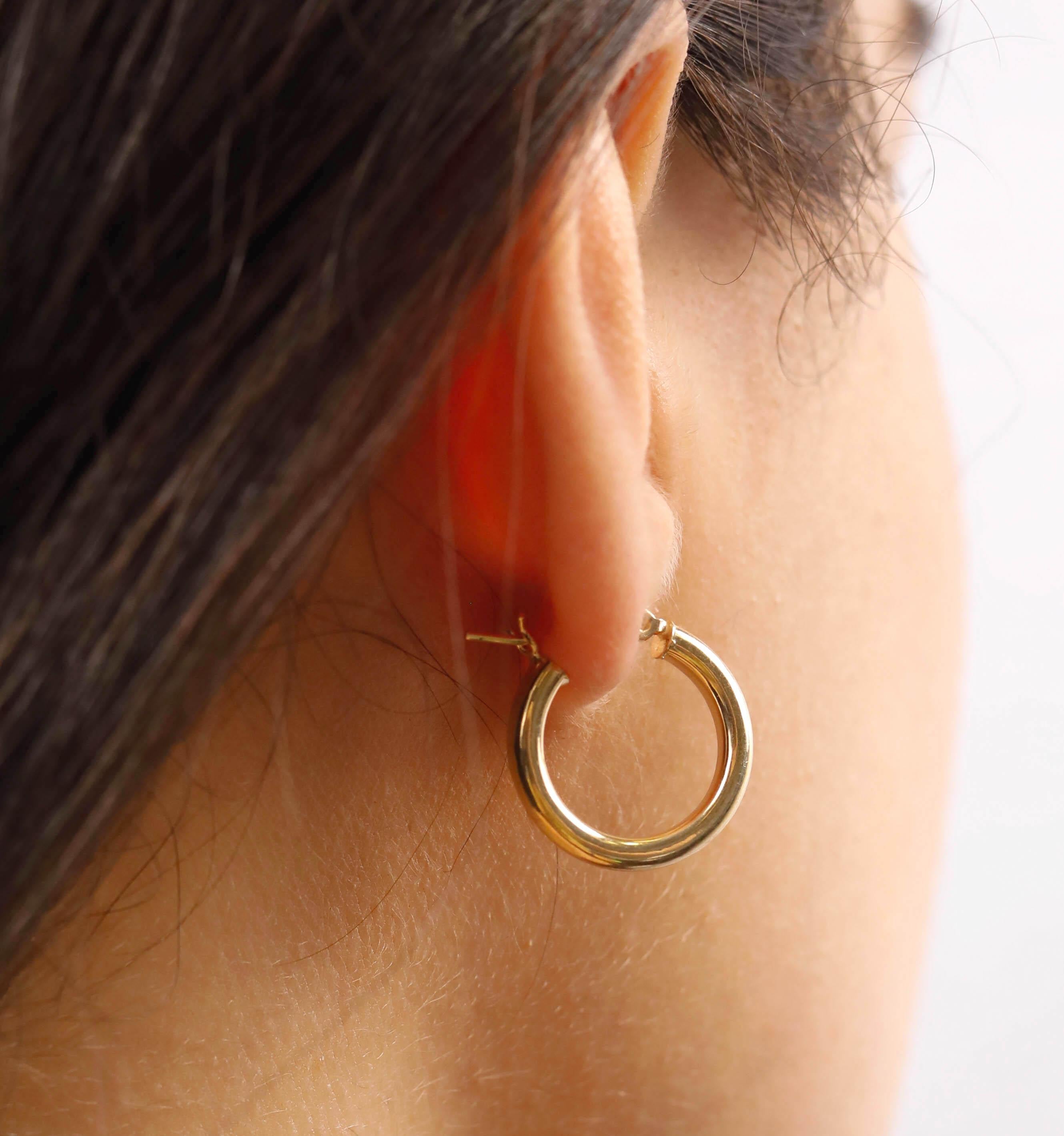 14 Karat Yellow Gold Tube Hoop Earrings 2
