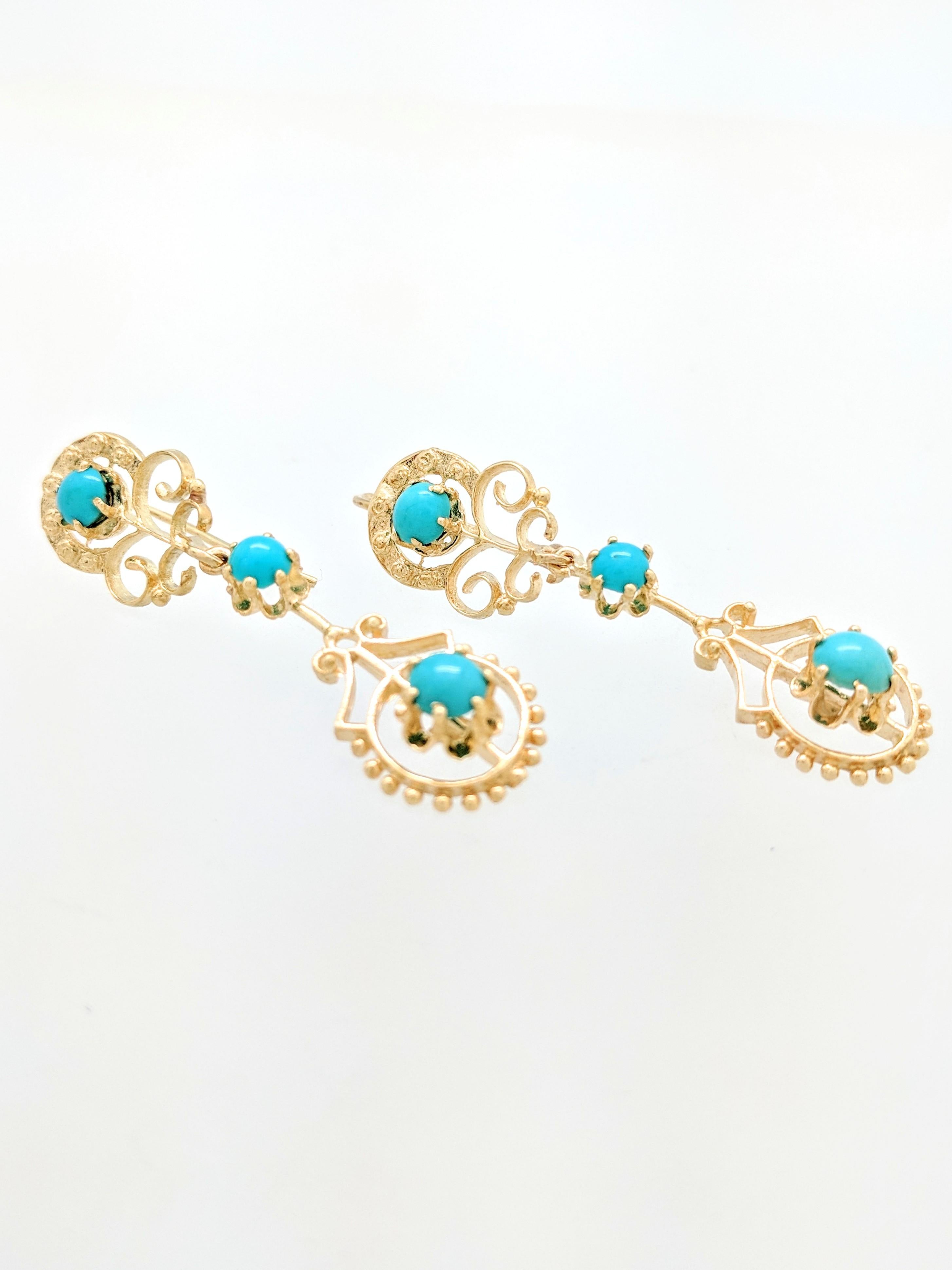 Round Cut 14 Karat Yellow Gold Turquoise Dangle Earrings 6.7 Grams