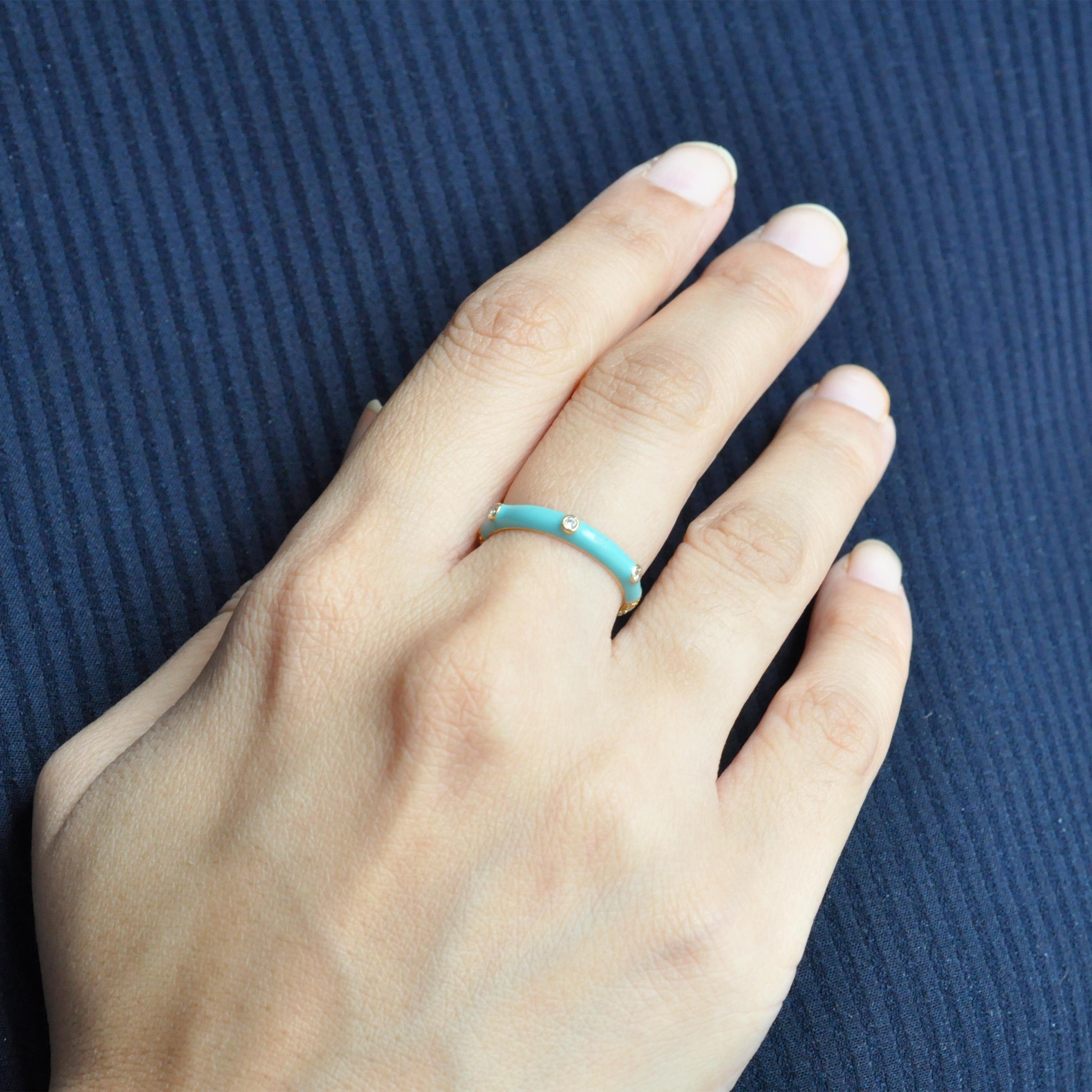 14 Karat Yellow Gold Turquoise Enamel Diamond Gold Band Ring In New Condition For Sale In Jaipur, Rajasthan