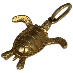 14 Karat Yellow Gold Turtle Pendant