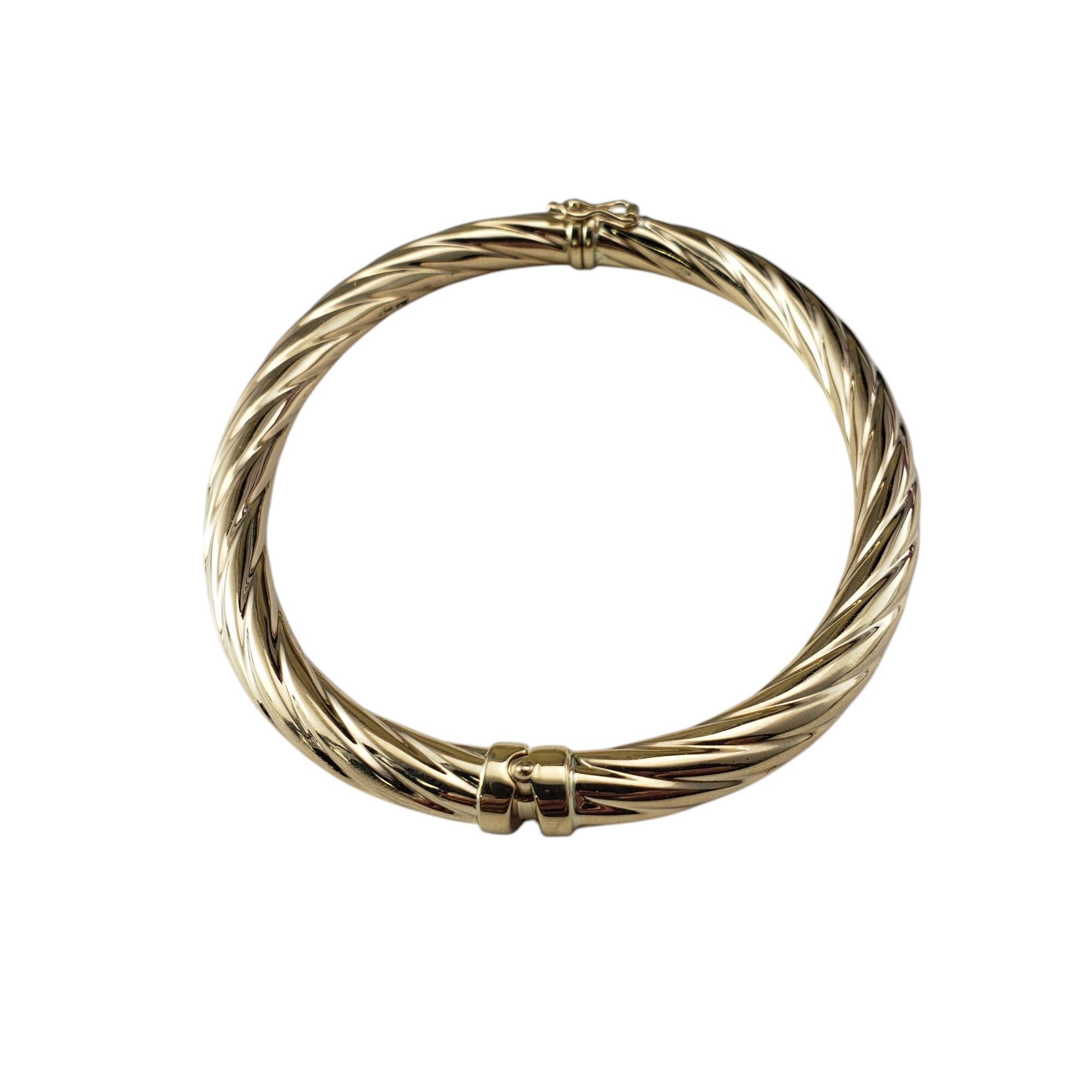 Contemporary 14 Karat Yellow Gold Twist Bangle Bracelet #20873