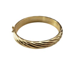 14 Karat Yellow Gold Twist Bangle Bracelet #21770