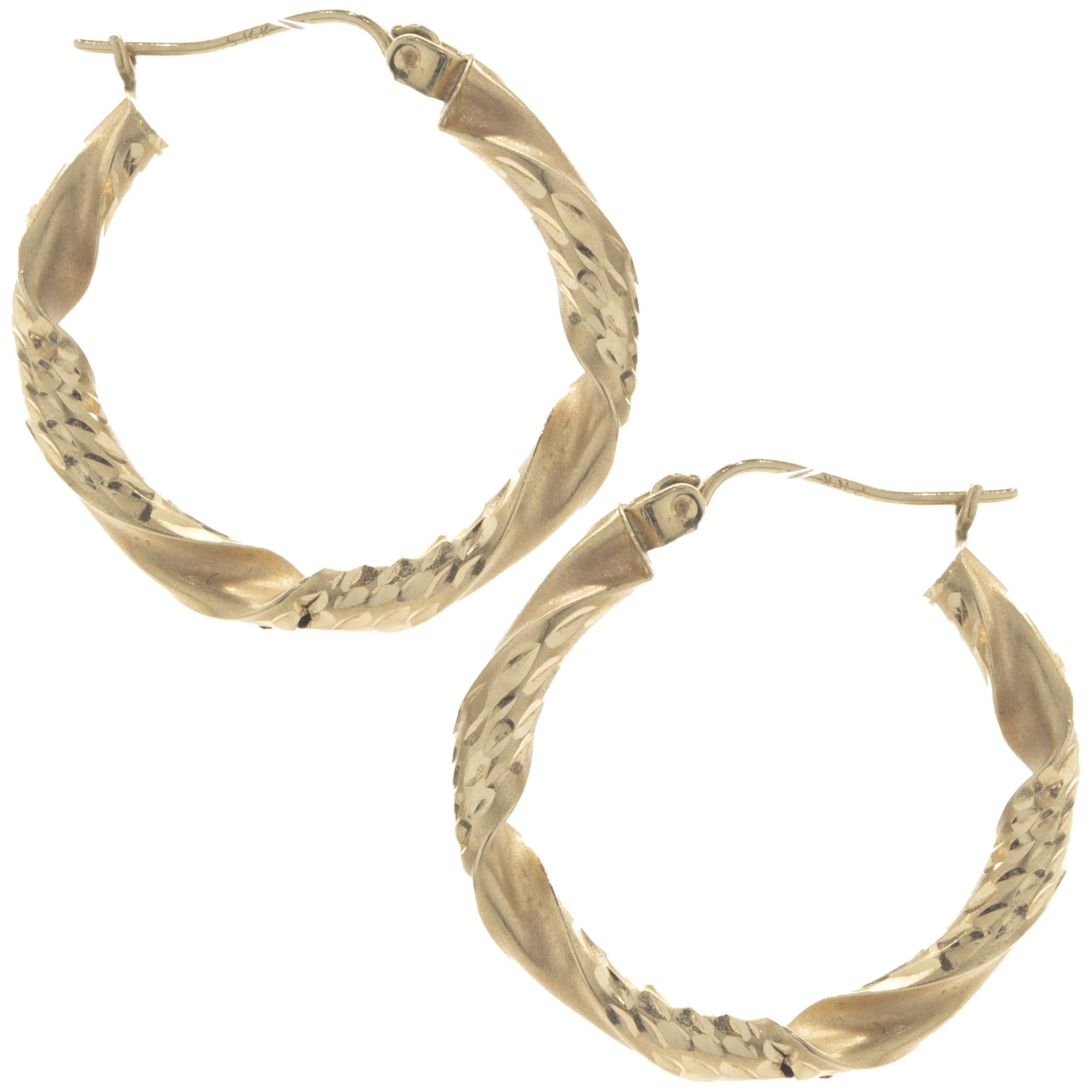 Designer: custom
Material: 14K yellow gold
Dimension: earrings measure 22mm in length
Weight: 1.74 grams
