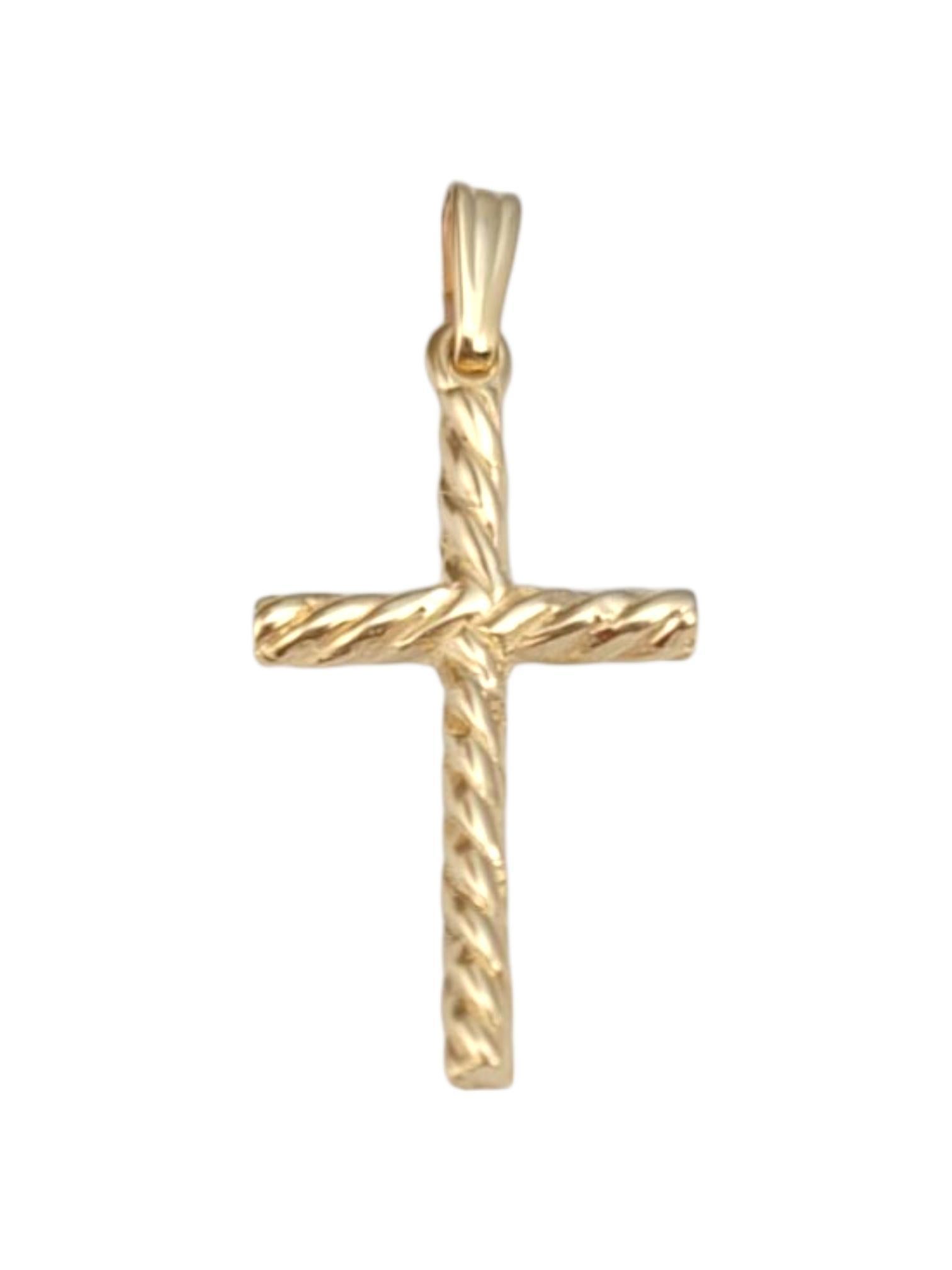 14 Karat Yellow Gold Twisted Cross Pendant

Sleek and symbolic, this 14 karat yellow gold solid twisted cross pendant features a graceful design that adds a modern touch to a timeless expression of faith.

Size: 27.5 mm X 15.2 mm X 2.8 mm

with