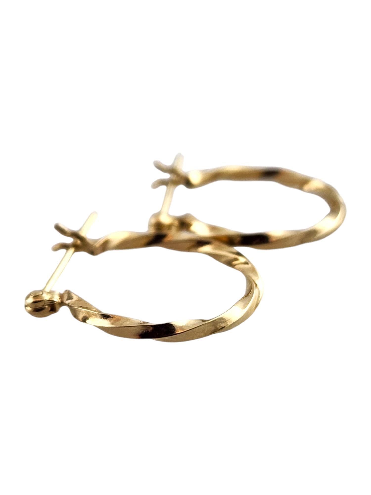 14 Karat Yellow Gold Twisted Hoop Earrings #19154 In Good Condition For Sale In Washington Depot, CT