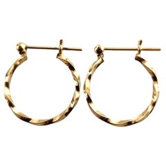 Vintage 14 Karat Yellow Gold Twisted Hoop Earrings #19154