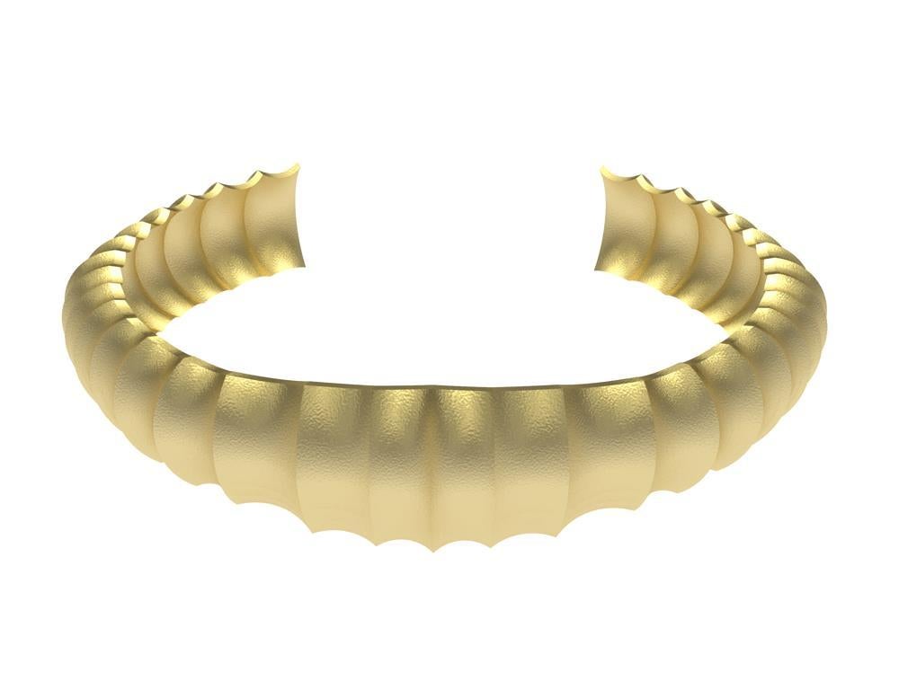 Contemporain Bracelet manchette unisexe concave en or jaune 14 carats en vente