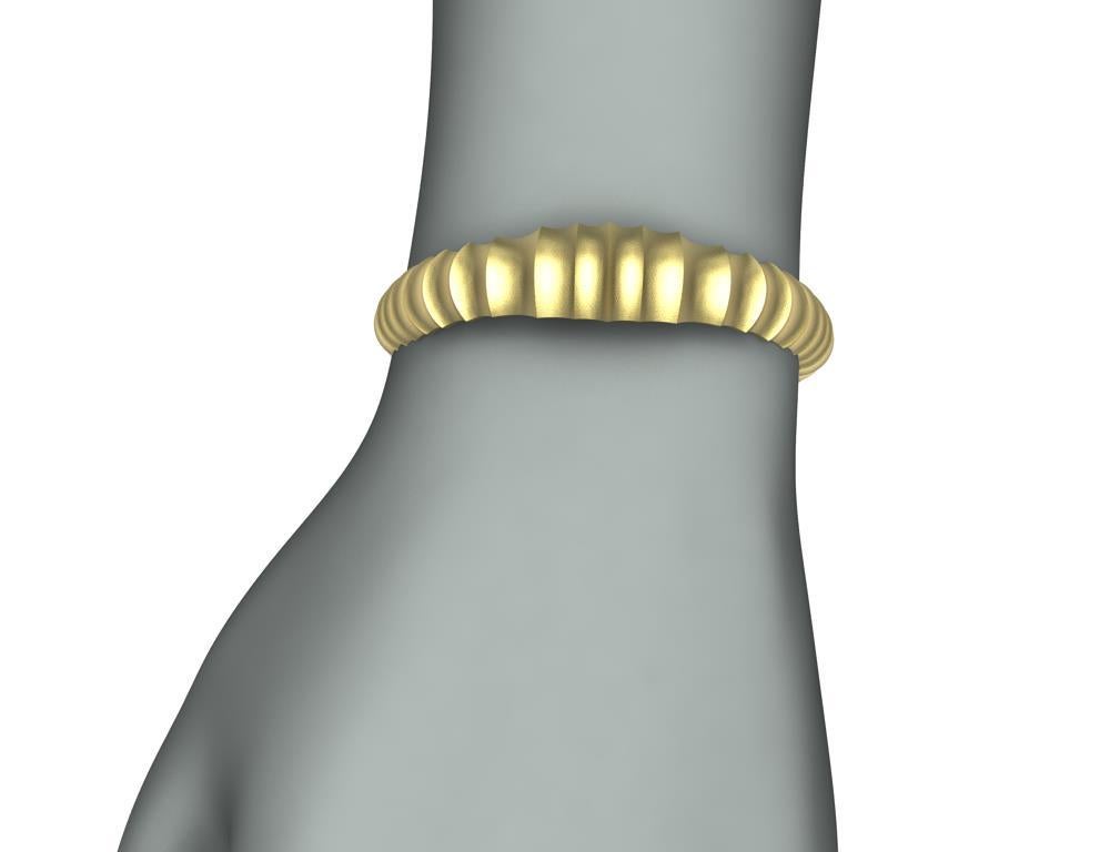 14 Karat Yellow Gold Unisex Concave Cuff Bracelet For Sale 2