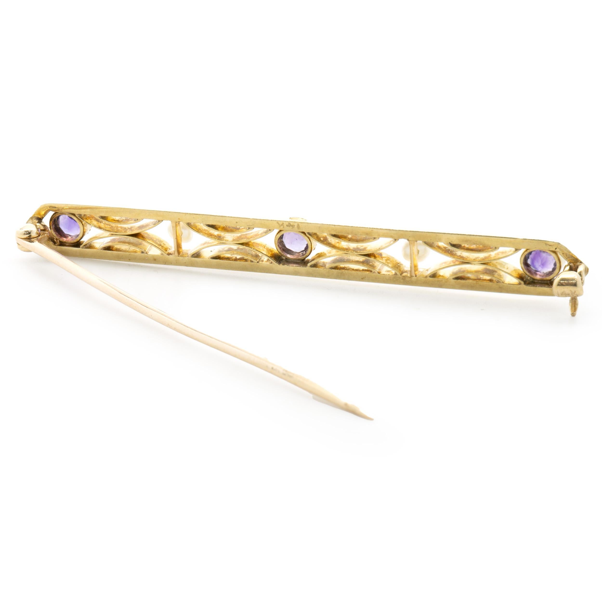14 Karat Yellow Gold Vintage Art Deco Amethyst and Seed Pearl Pin In Excellent Condition For Sale In Scottsdale, AZ