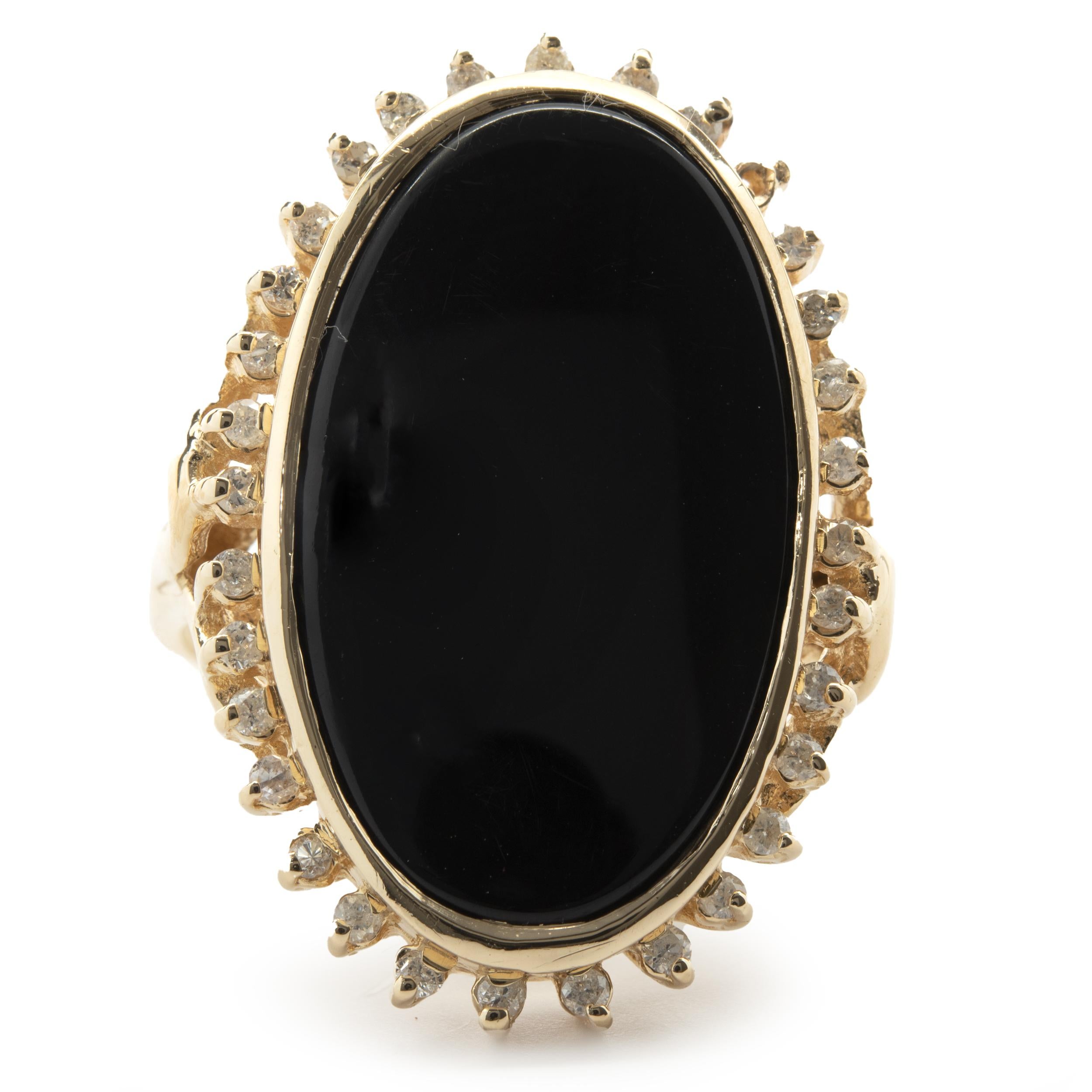 Designer: individuell
Material: 14K Gelbgold
Diamant: 32 Rundschliffe = .48cttw
Farbe: G
Klarheit: SI2
Abmessungen: Ringspitze 30 mm
Ringgröße: 7.25 (kostenlose Größenanpassung möglich)
Gewicht: 9,21 Gramm