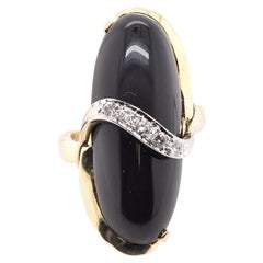 14 Karat Gelbgold Vintage Ring mit schwarzem Onyx und Diamant