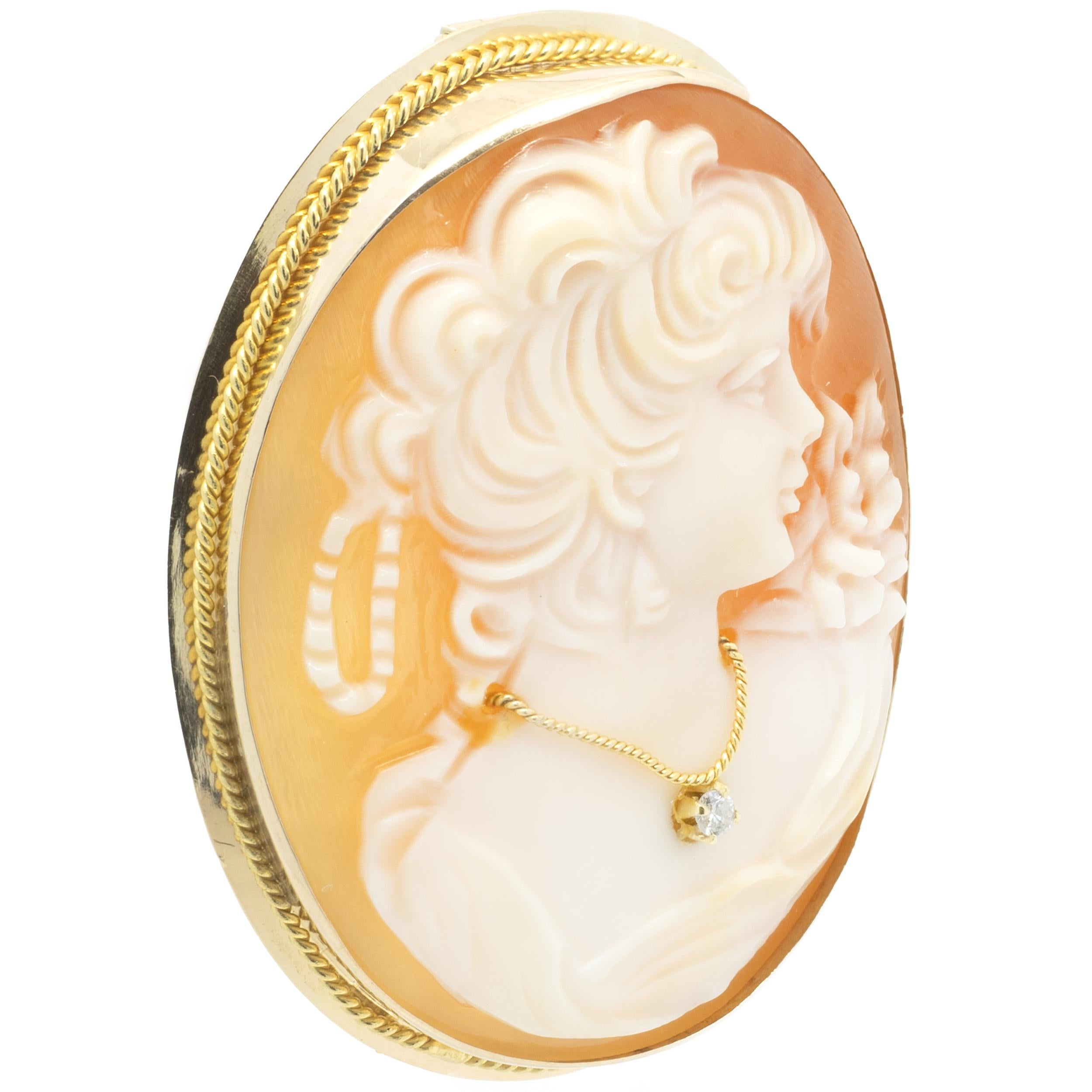 Women's 14 Karat Yellow Gold Vintage Cameo Pin Pendant For Sale