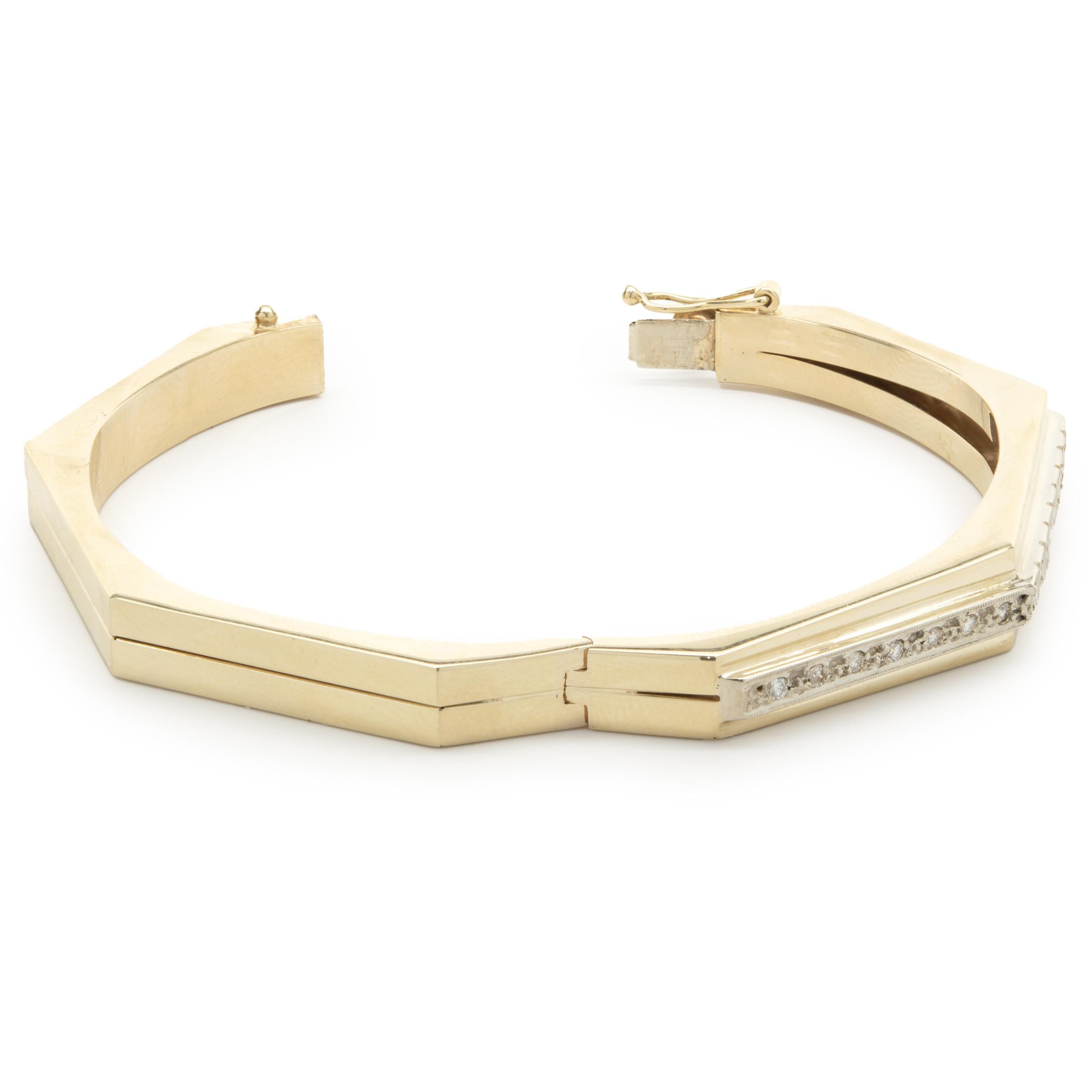 Achteckiger Armreif aus 14 Karat Gelbgold mit Diamanten im Zustand „Gut“ in Scottsdale, AZ