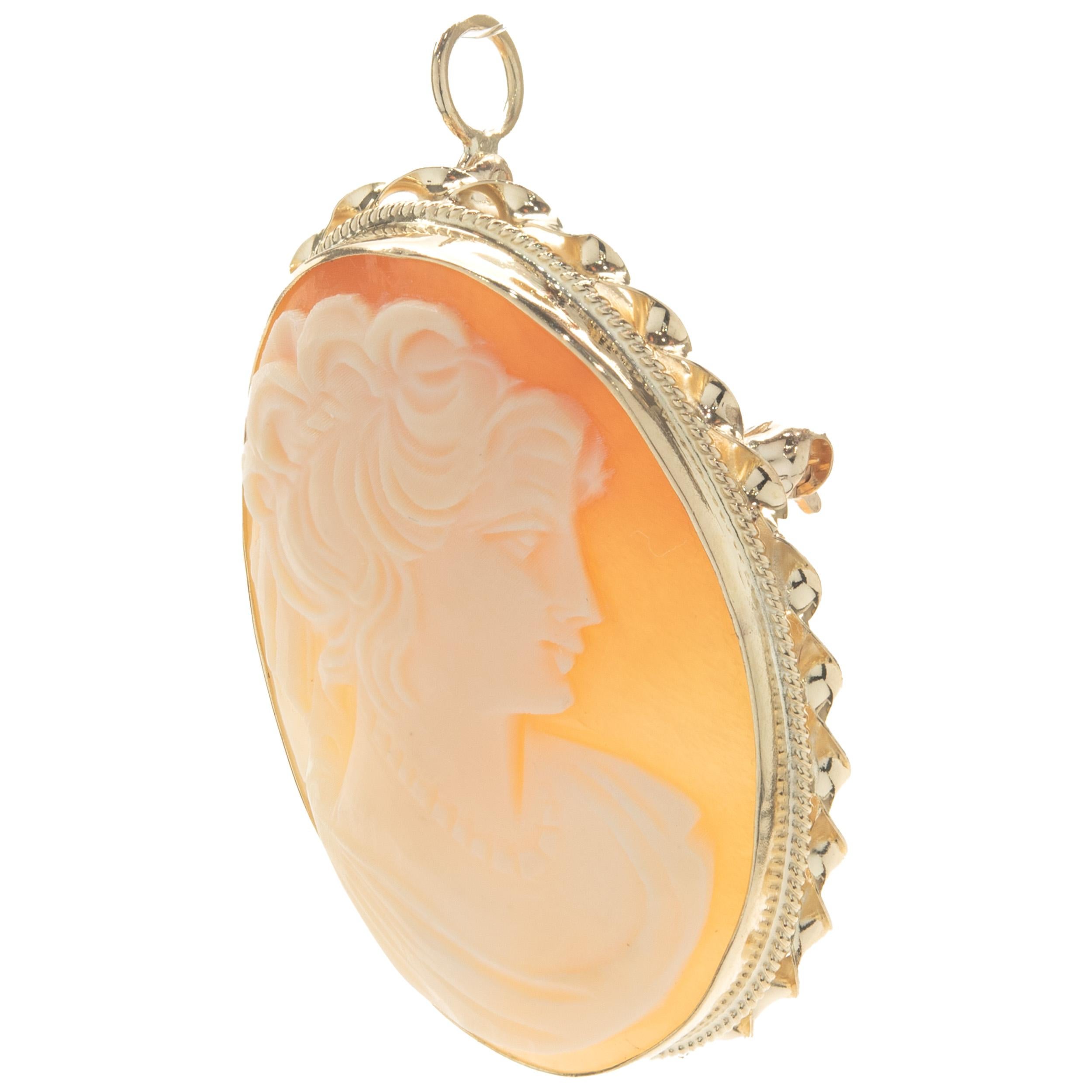 Women's 14 Karat Yellow Gold Vintage Framed Cameo Pin For Sale