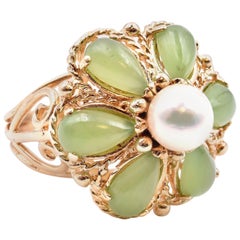 14 Karat Yellow Gold Vintage Jade and Pearl Ring