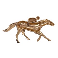 14 Karat Yellow Gold Vintage Jockey Racehorse Brooch Pin Ruby Eyes