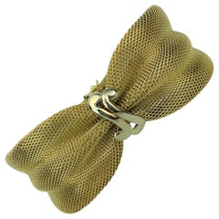14 Karat Yellow Gold Vintage Mesh Design with Knot Bracelet