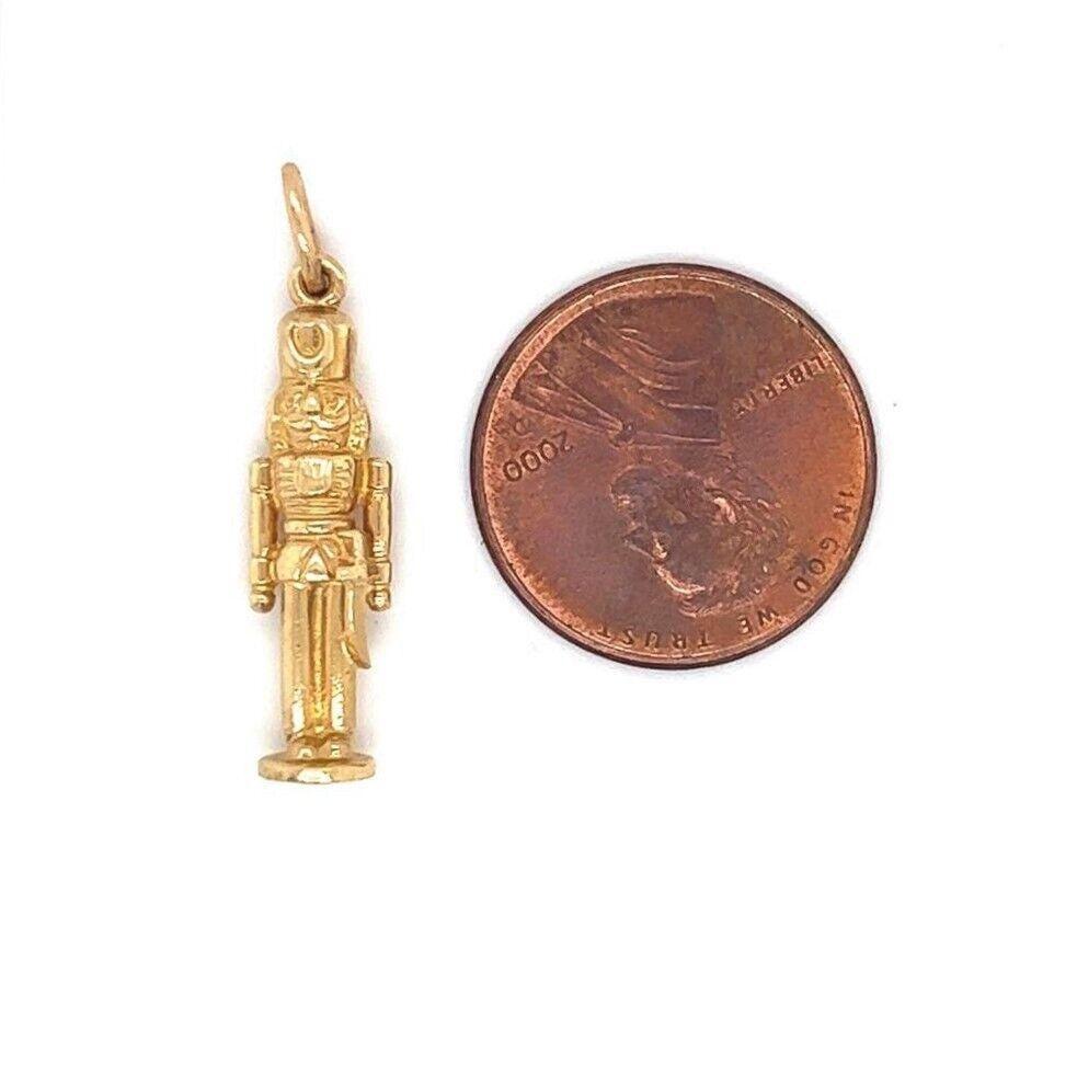 14 Karat Yellow Gold Vintage Nutcracker Holiday Charm or Pendant In Good Condition In Guilford, CT