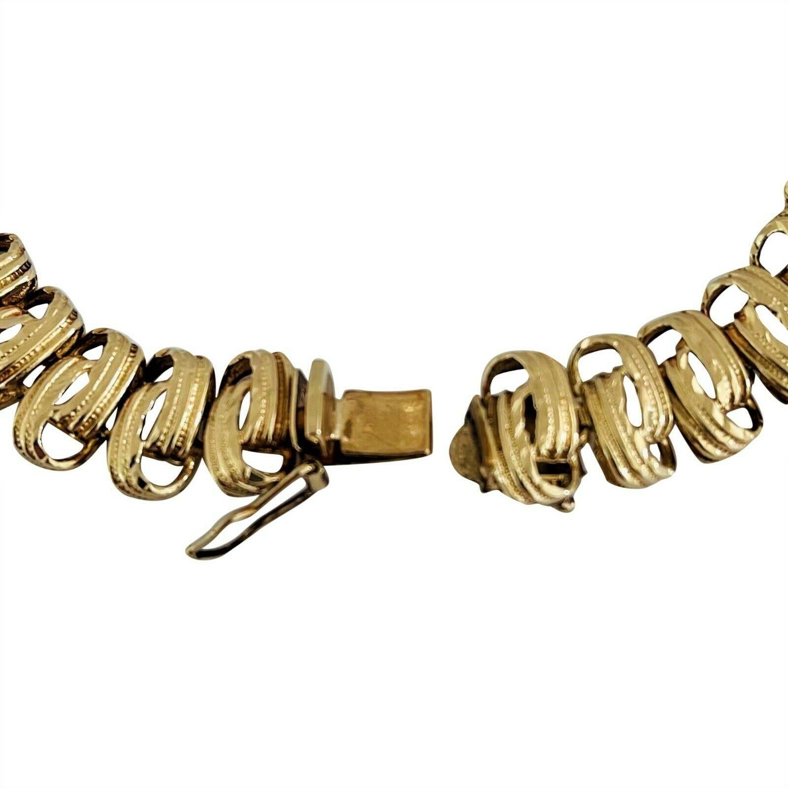 Women's or Men's 14 Karat Yellow Gold Vintage Ribbed Spiral Link Bracelet