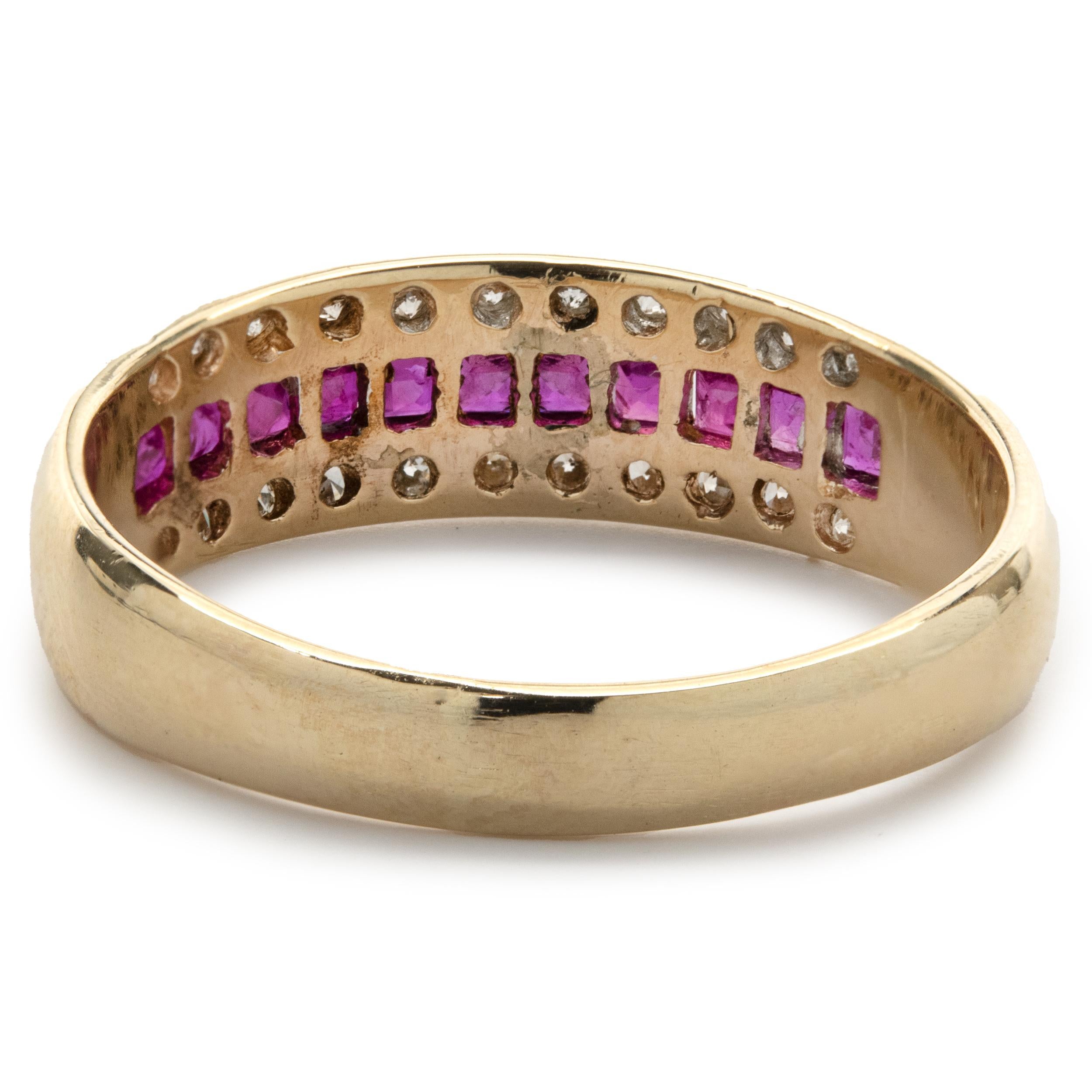 14 Karat Gelbgold Vintage Rubin und Diamant-Ring im Zustand „Gut“ im Angebot in Scottsdale, AZ