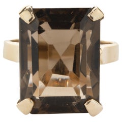 14 Karat Yellow Gold Vintage Smoky Topaz Ring